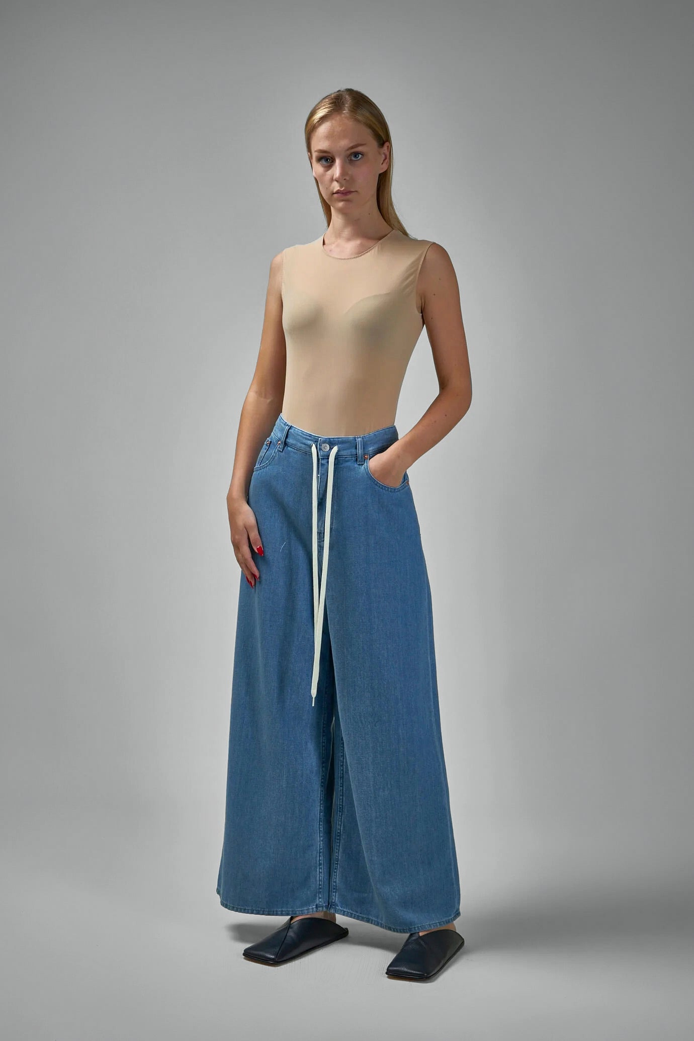 Sleeveless Body - 2