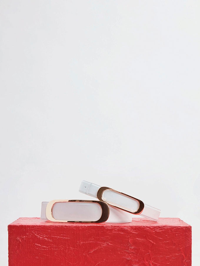 Medium Timon Reversible Belt in Ivory & Nude Leather - 4