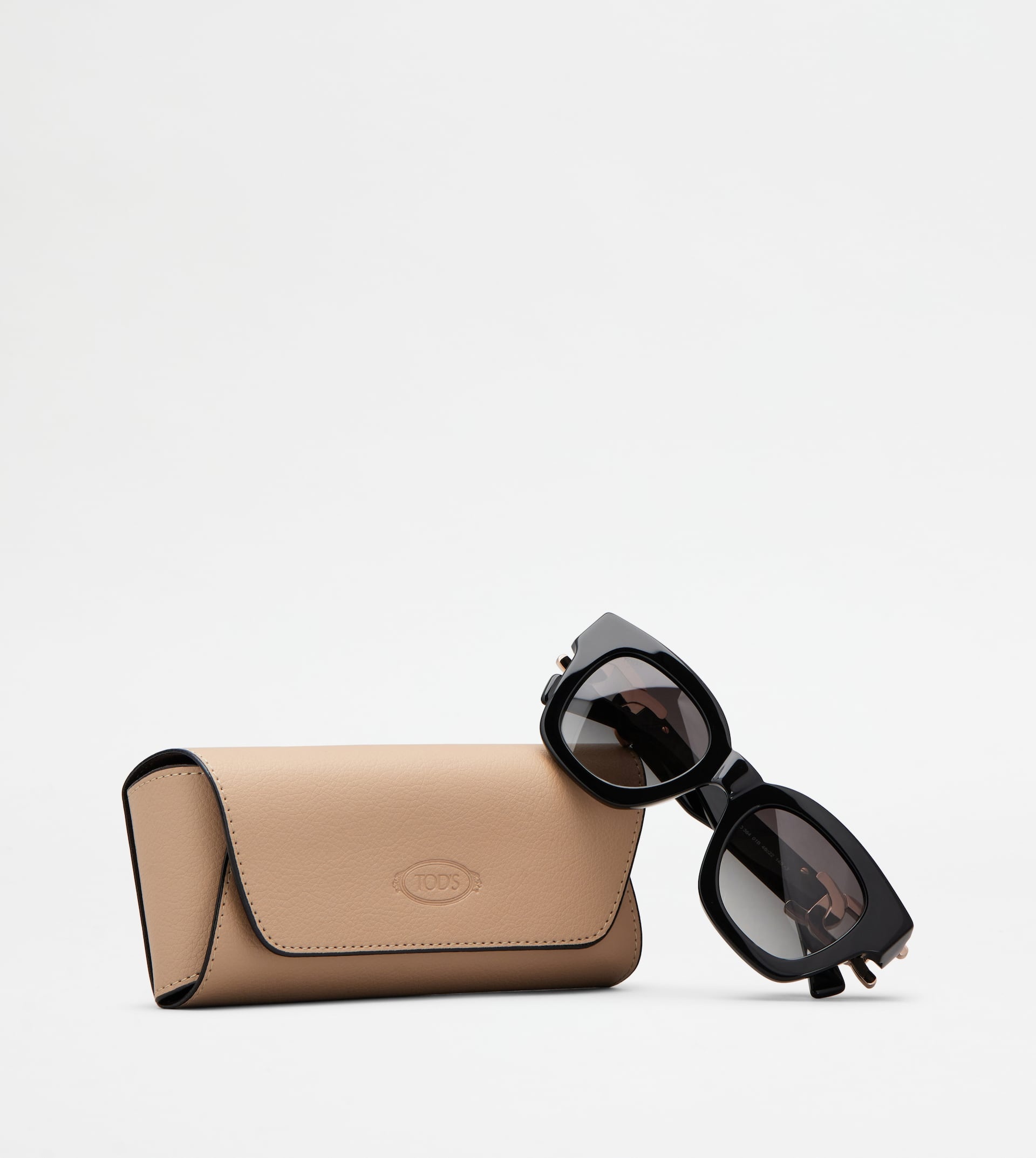 SQUARED SUNGLASSES - BLACK - 5