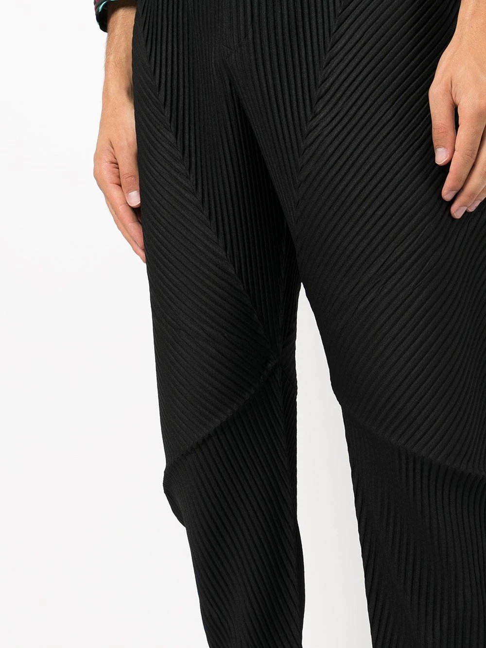 tapered-leg plissé trousers - 5