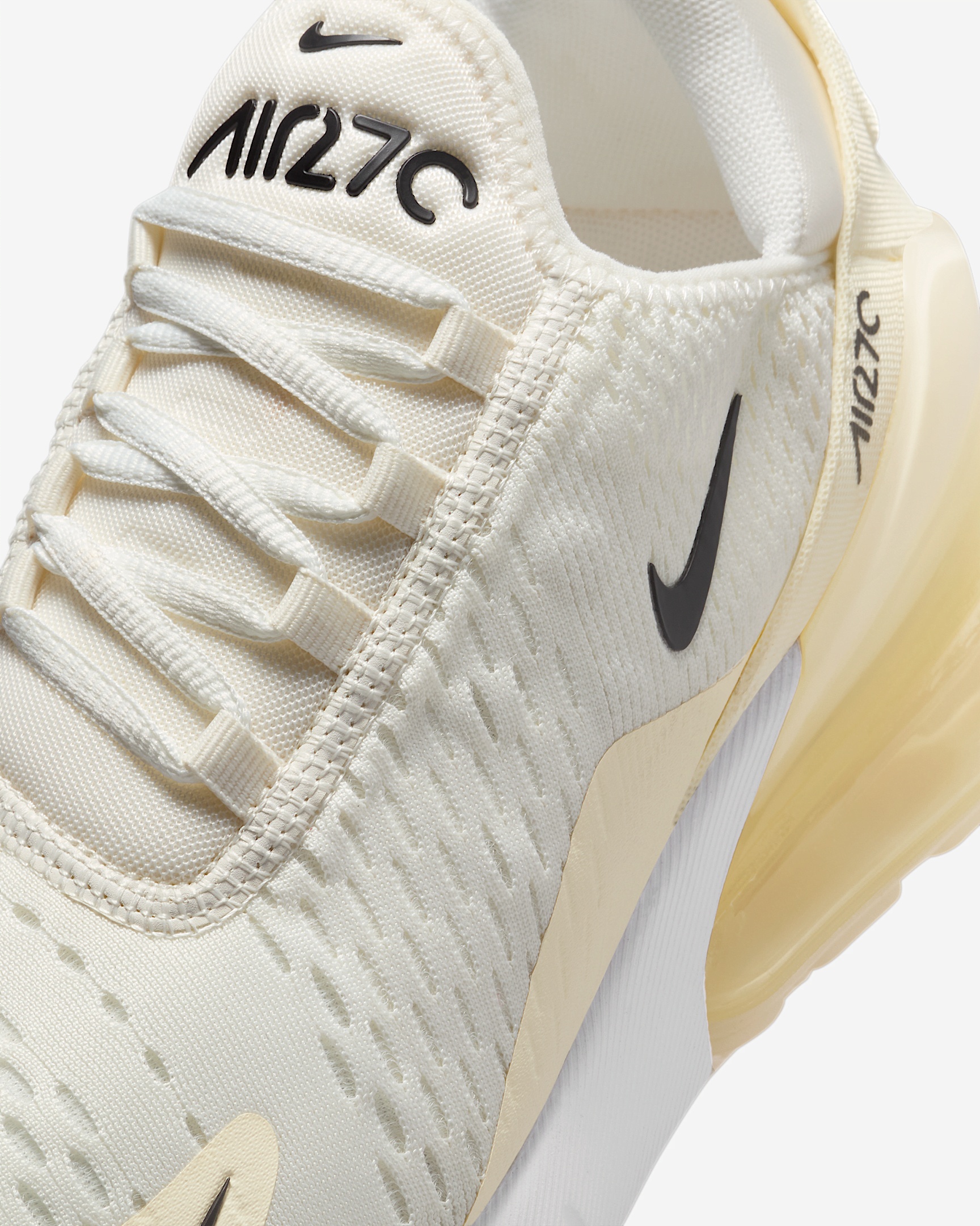 Nike Air Max 270 Women's Shoes - 7