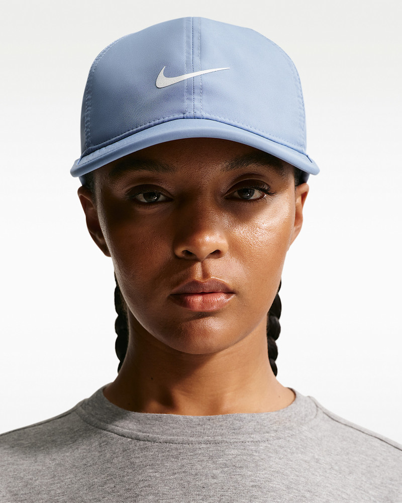 Nike Dri-FIT Club Unstructured Featherlight Cap 3