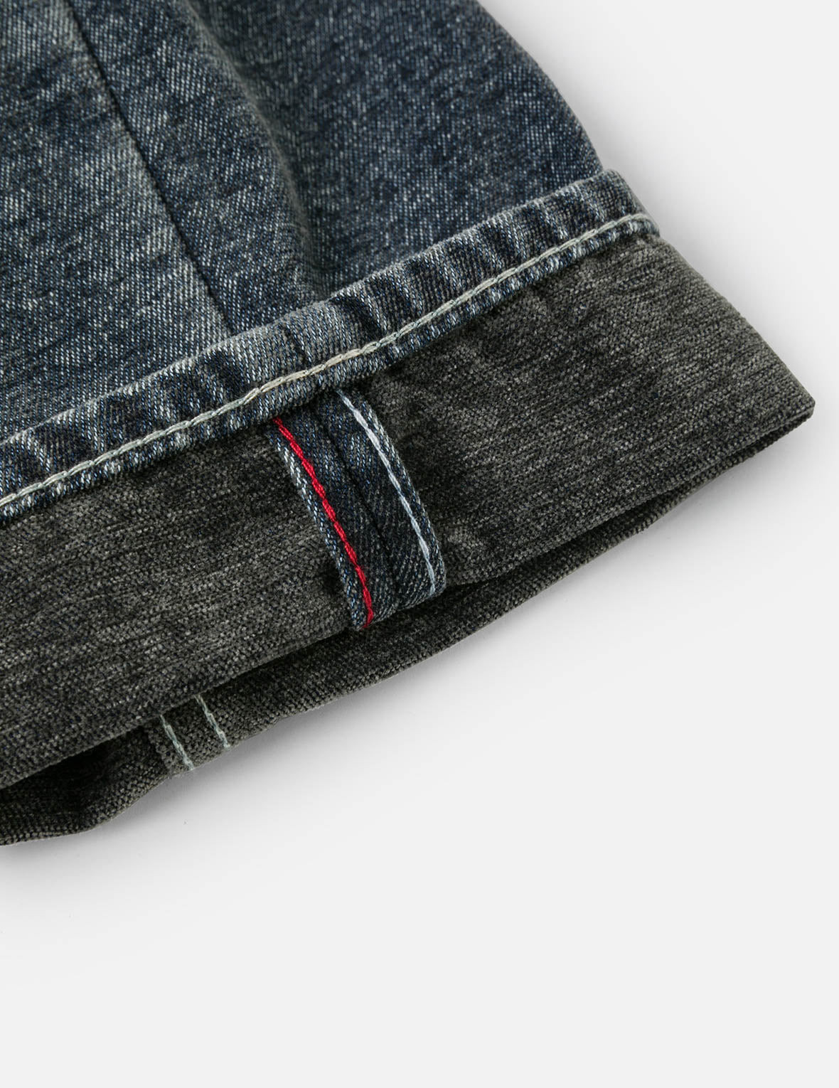 Washed Emboss Rivet Seagull Carrot Fit Jeans #2017 - 9