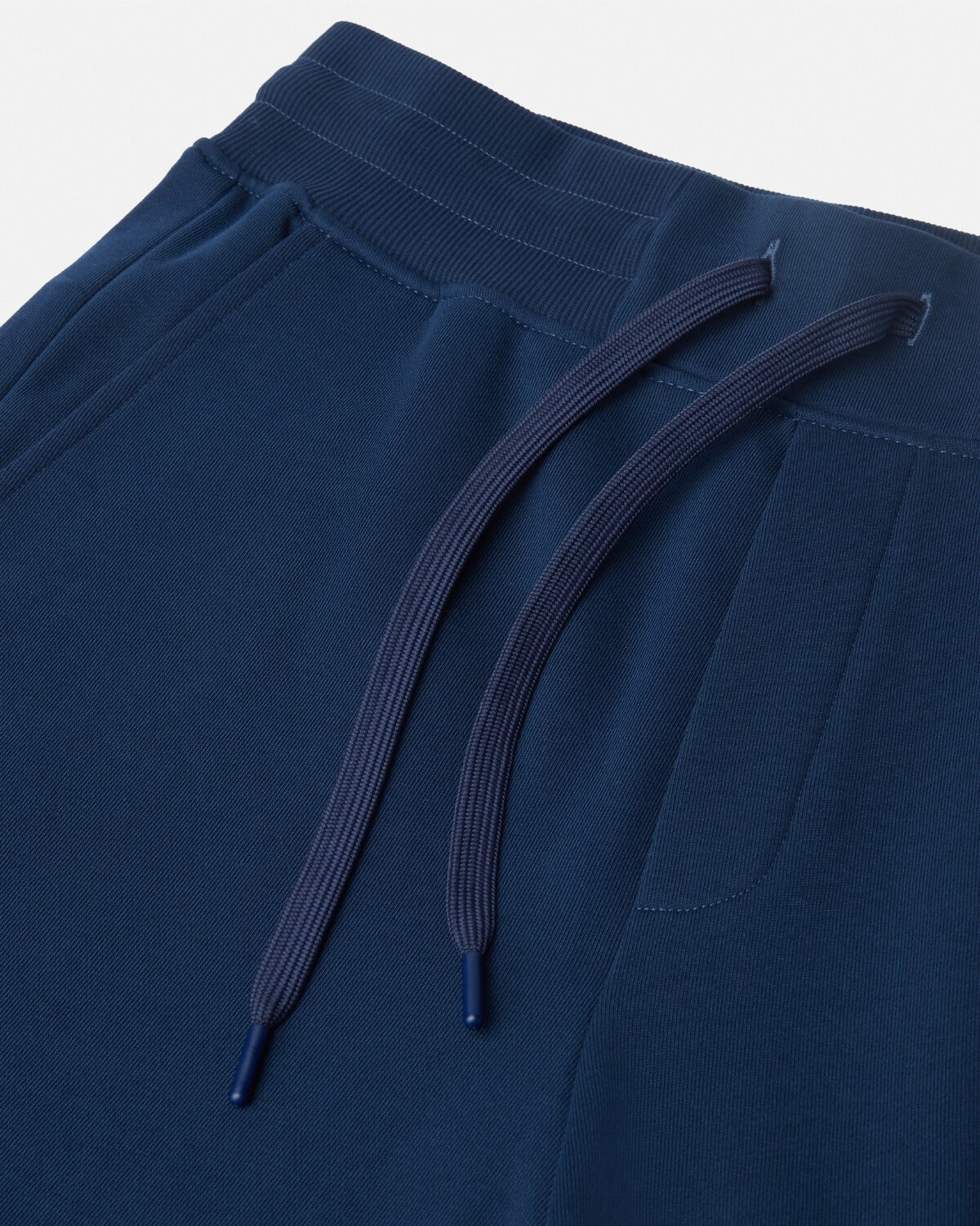 V-Emblem Sweat Shorts - 2