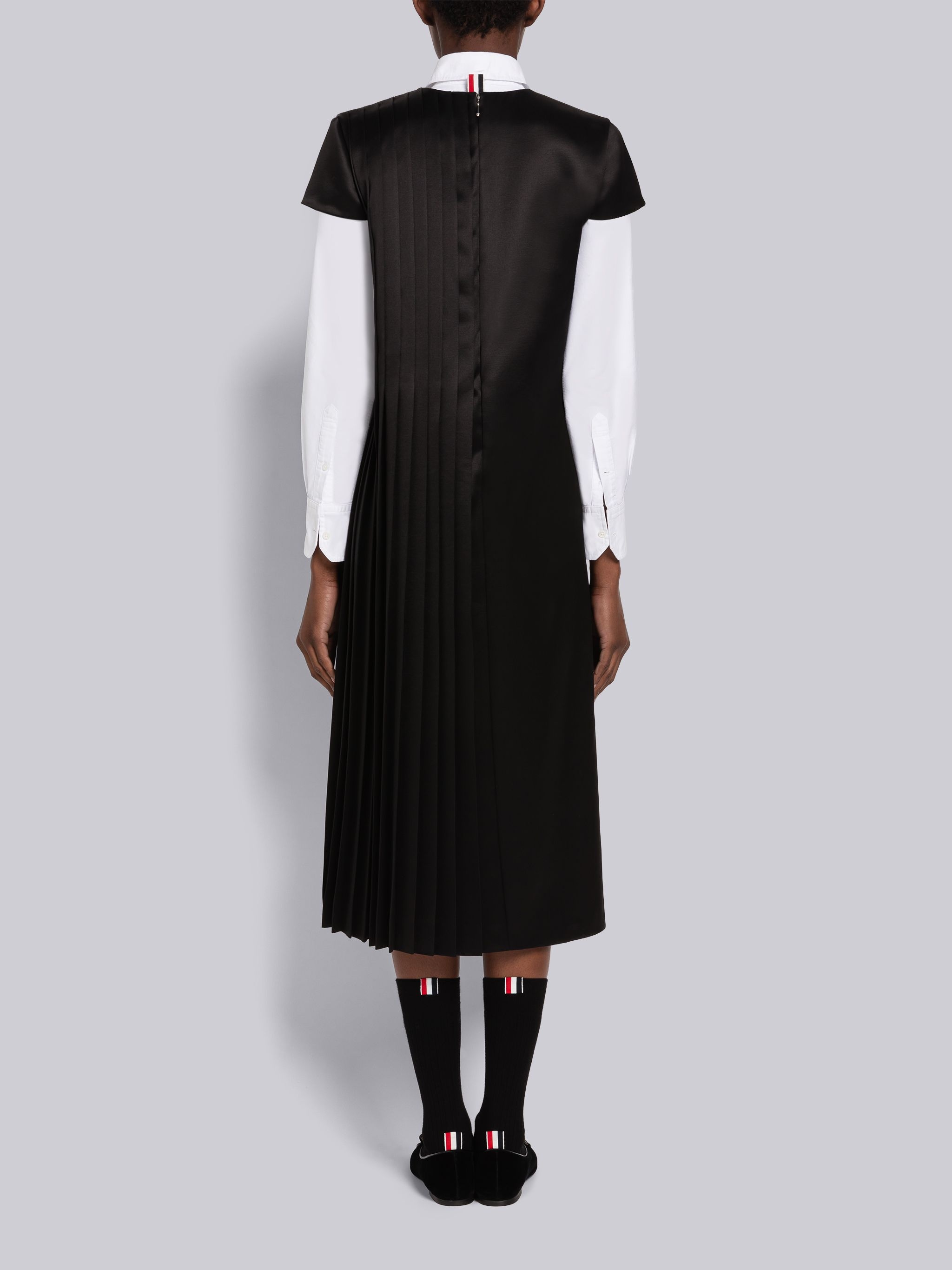 Half Pleat Belted Dress In Wool Silk Suiting - 3