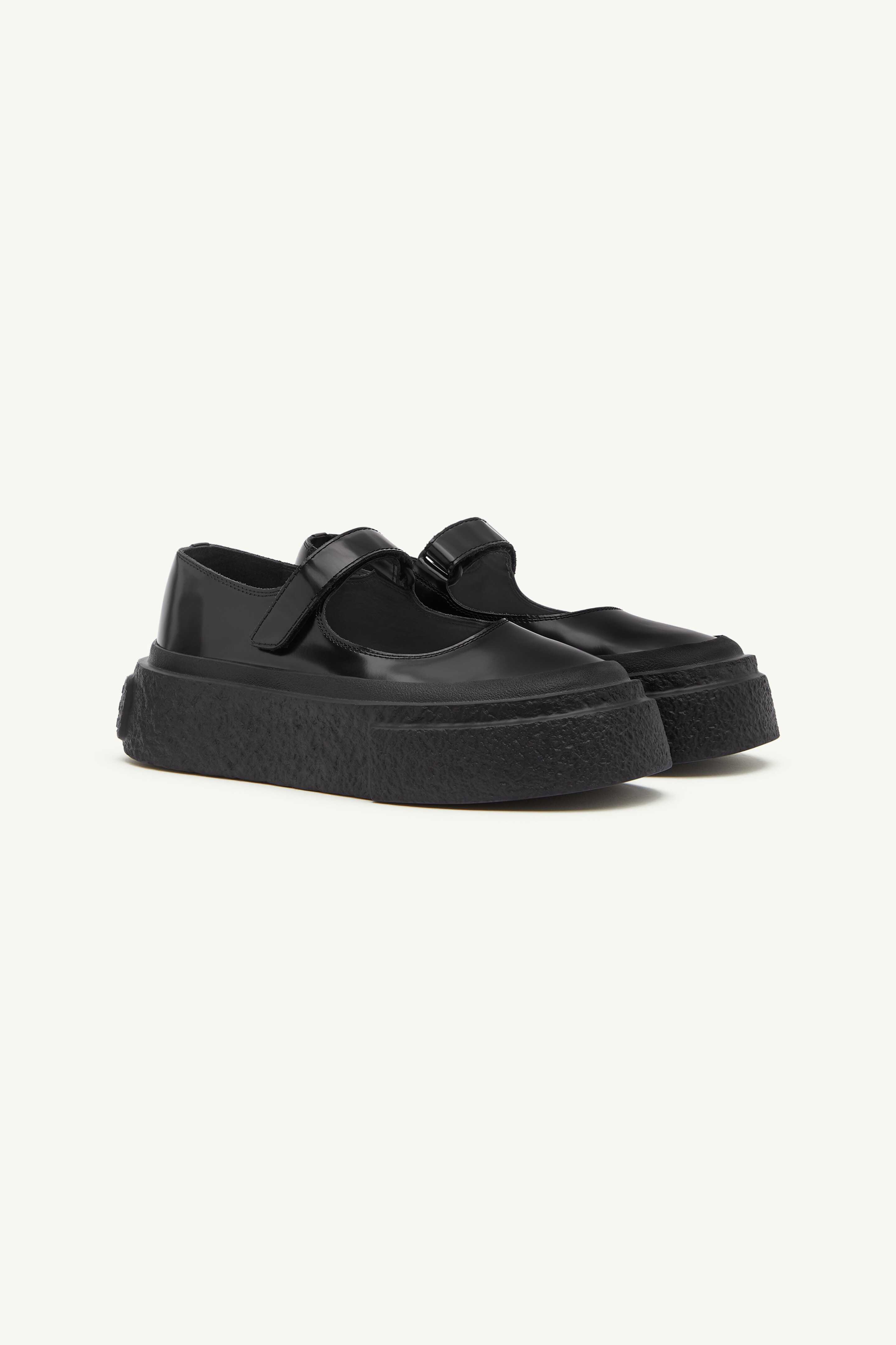Platform court shoes - 2