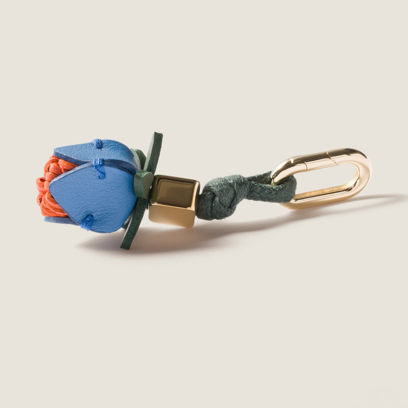 Leather micro trick 3