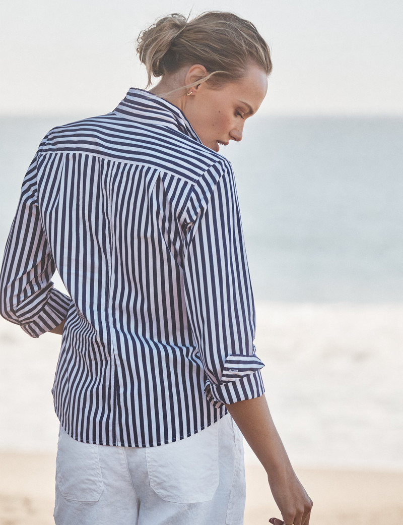 Frank & Eileen Tailored Button-Up Shirt outlook
