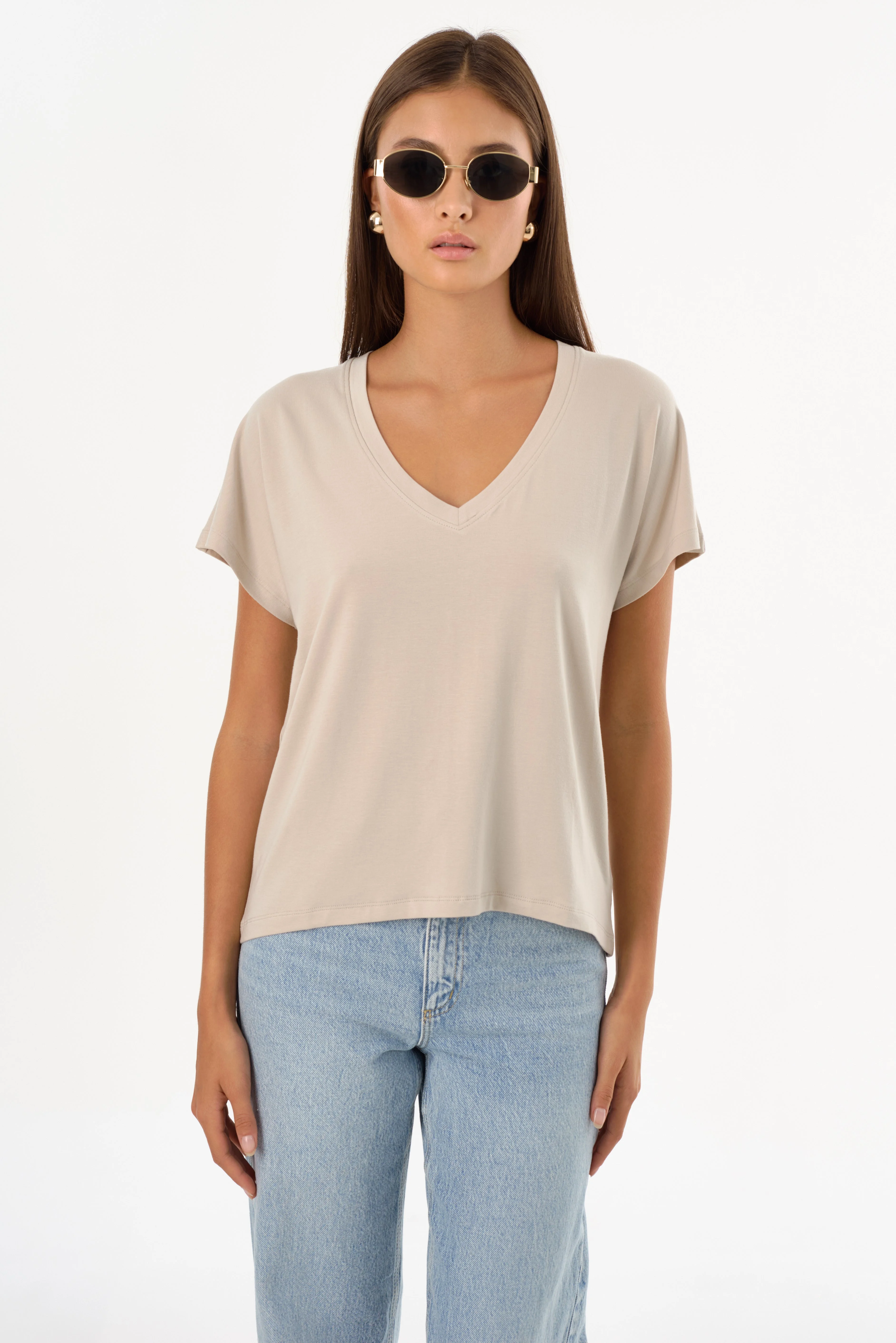 NEREA | Jersey V Neck Tee - 1