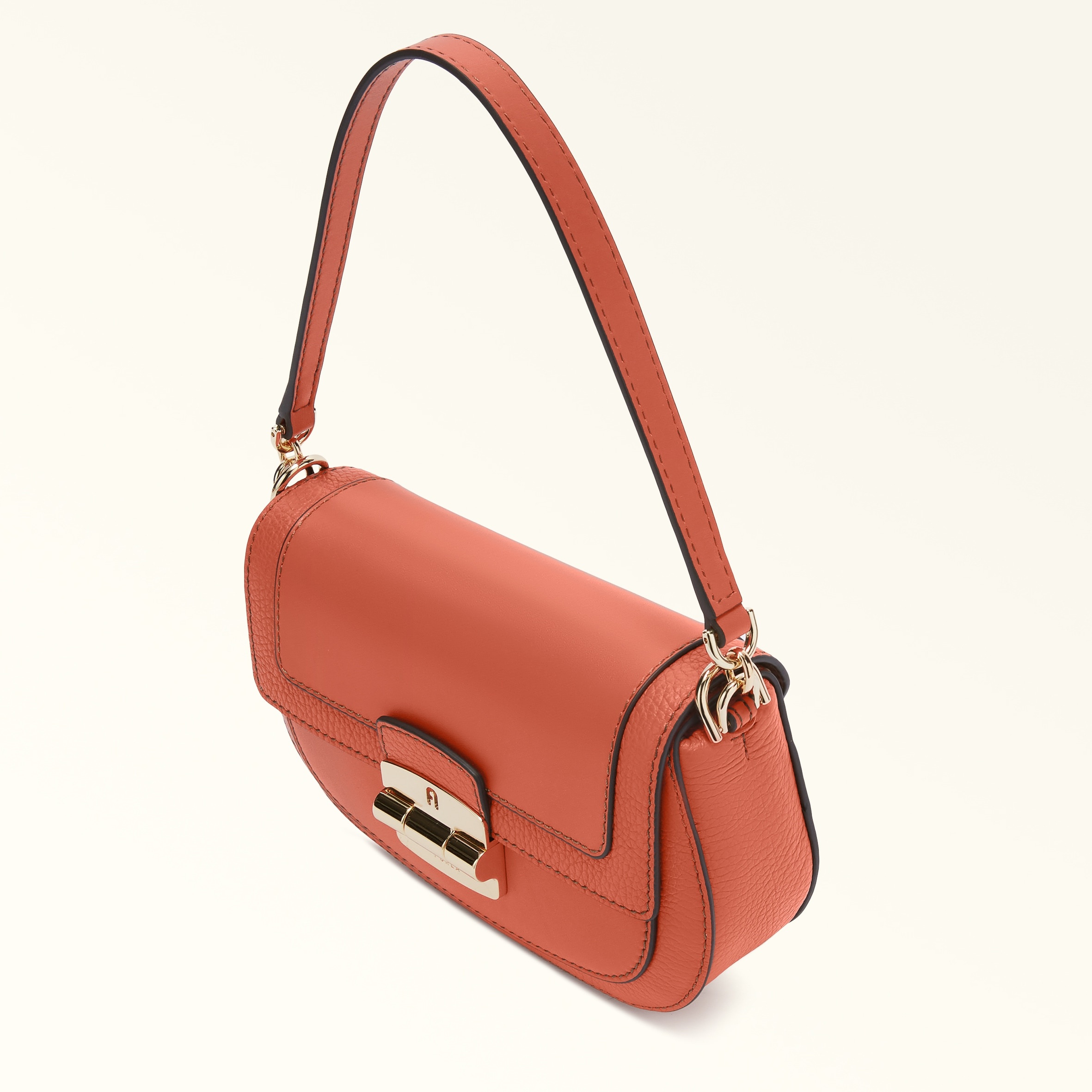Furla Club 2 - 5