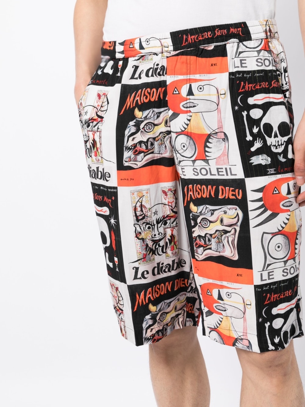 GRAPHIC-PRINT BERMUDA SHORTS - 3
