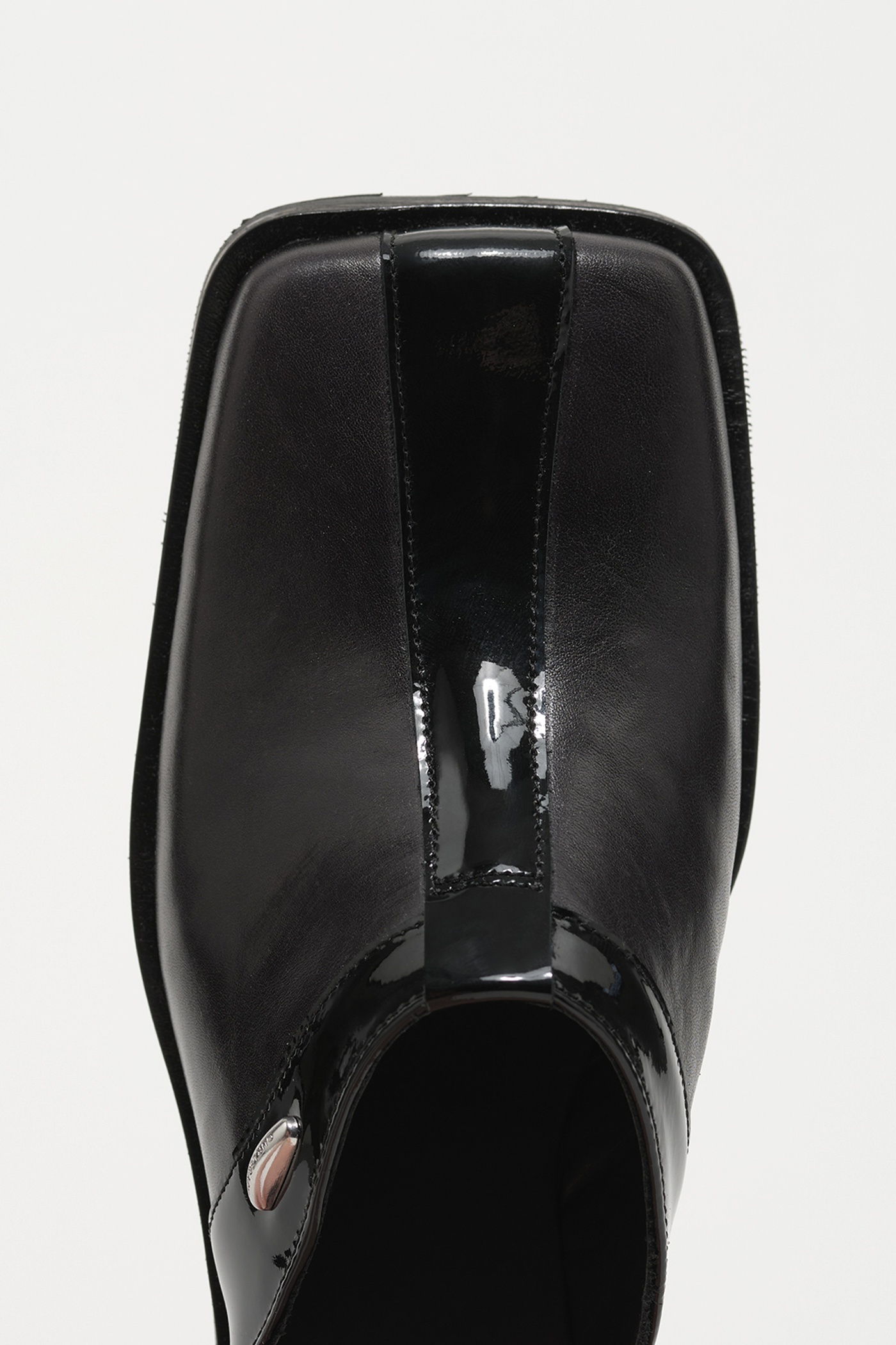 Blunt Mule Top Dyed Black Leather - 2