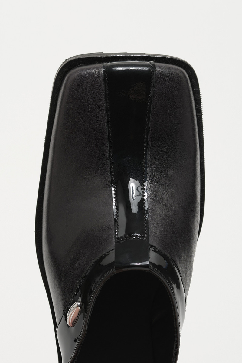 Our Legacy Blunt Mule Top Dyed Black Leather outlook