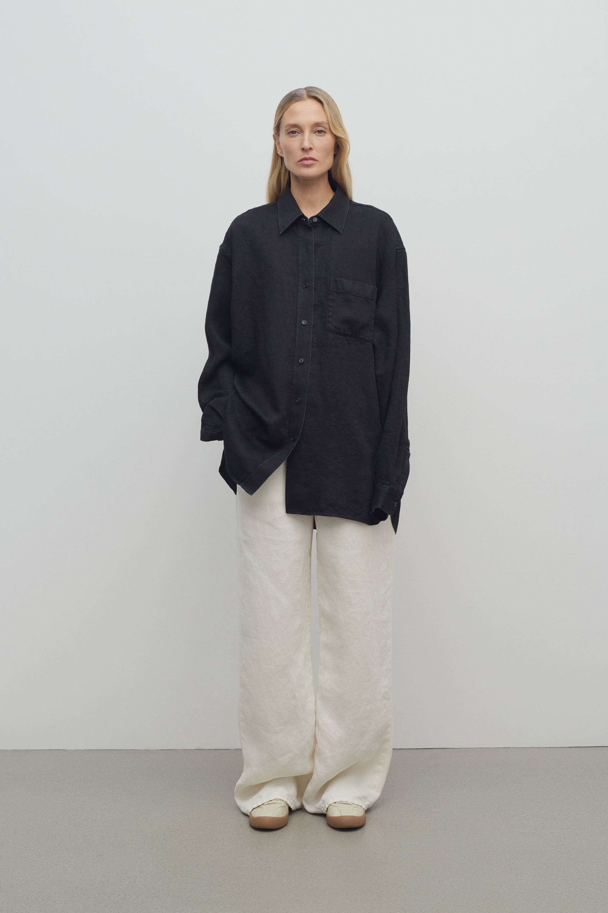 Eglitta Jean in Linen - 3