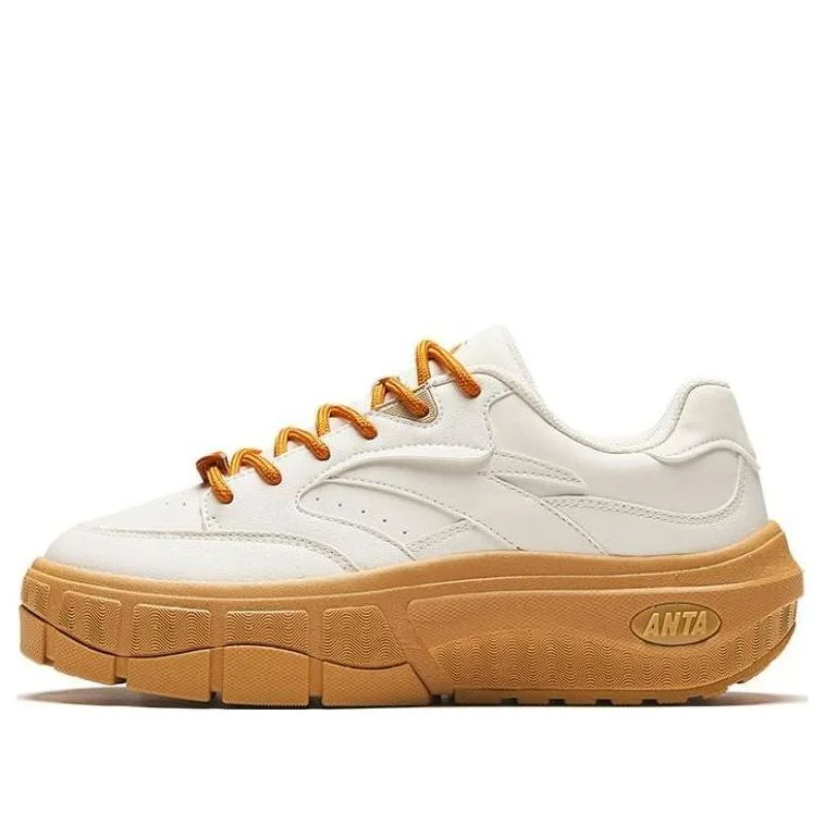 (WMNS) ANTA Casual Low 'White Cream Caramel' 122418086-4 - 1