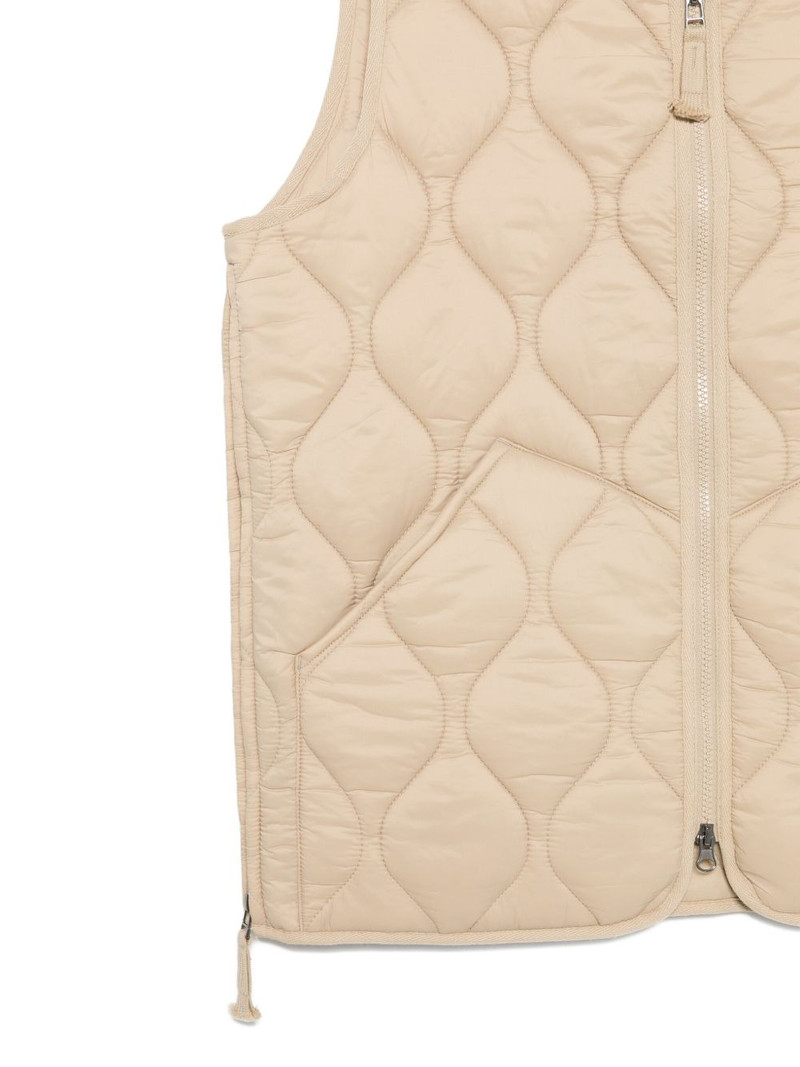 quilted diamond-pattern vest 3