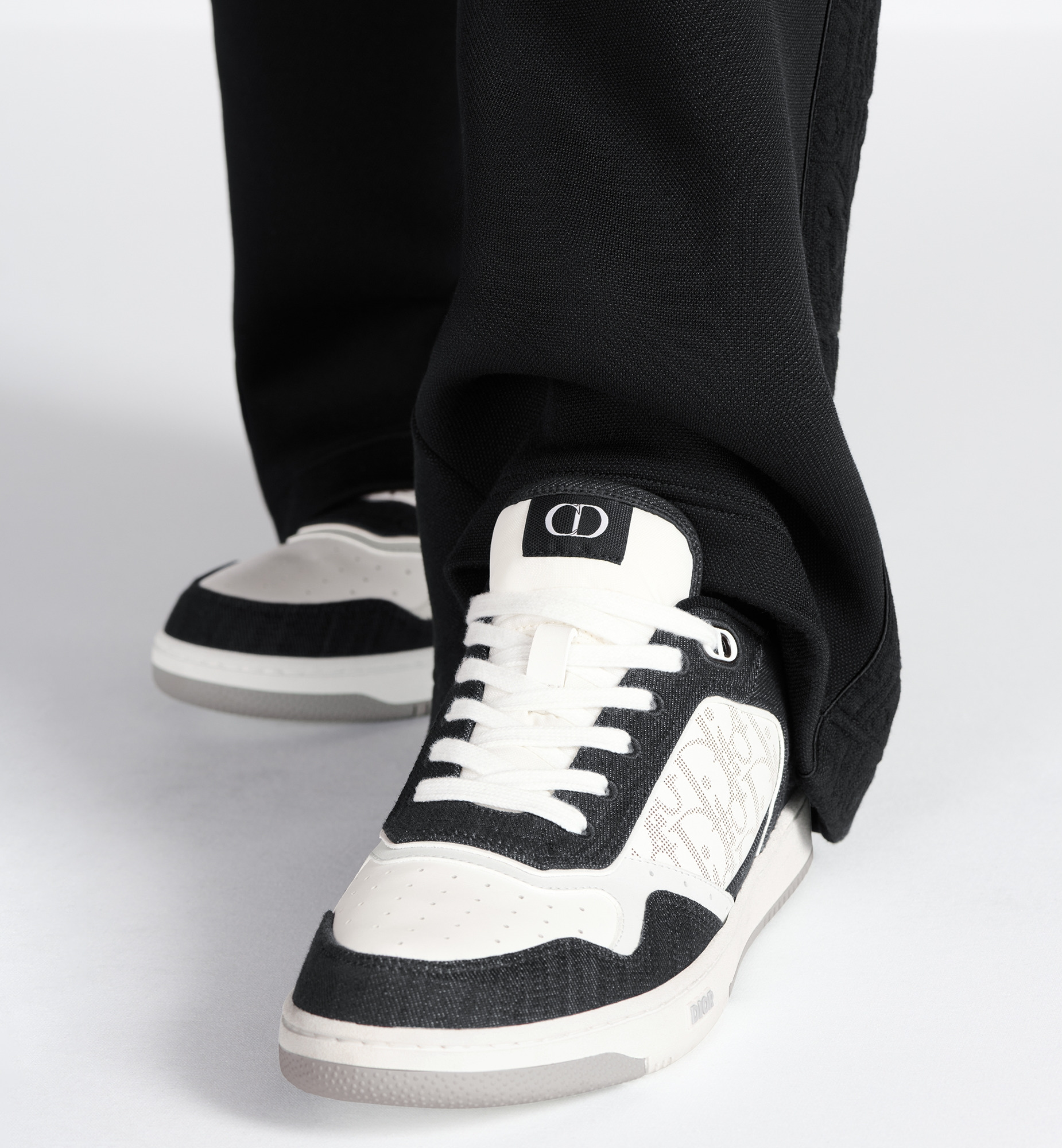 B27 Low-Top Sneaker - 3