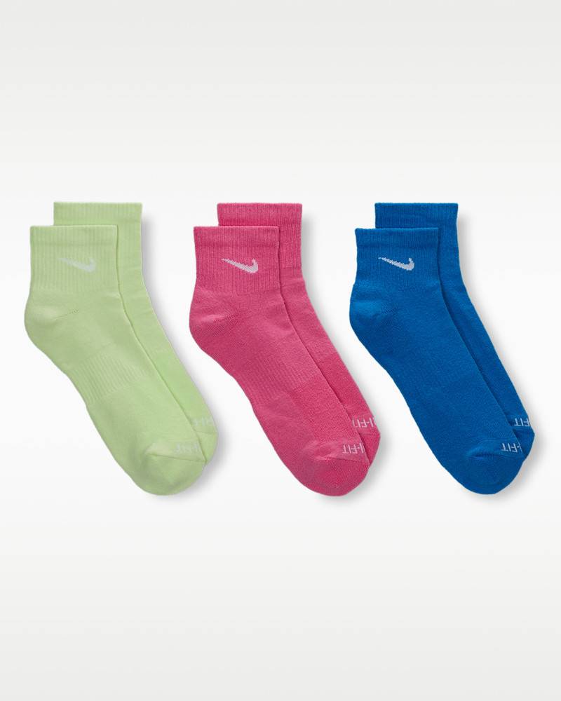 Nike Everyday Plus Cushioned Training Ankle Socks (3 Pairs) 3