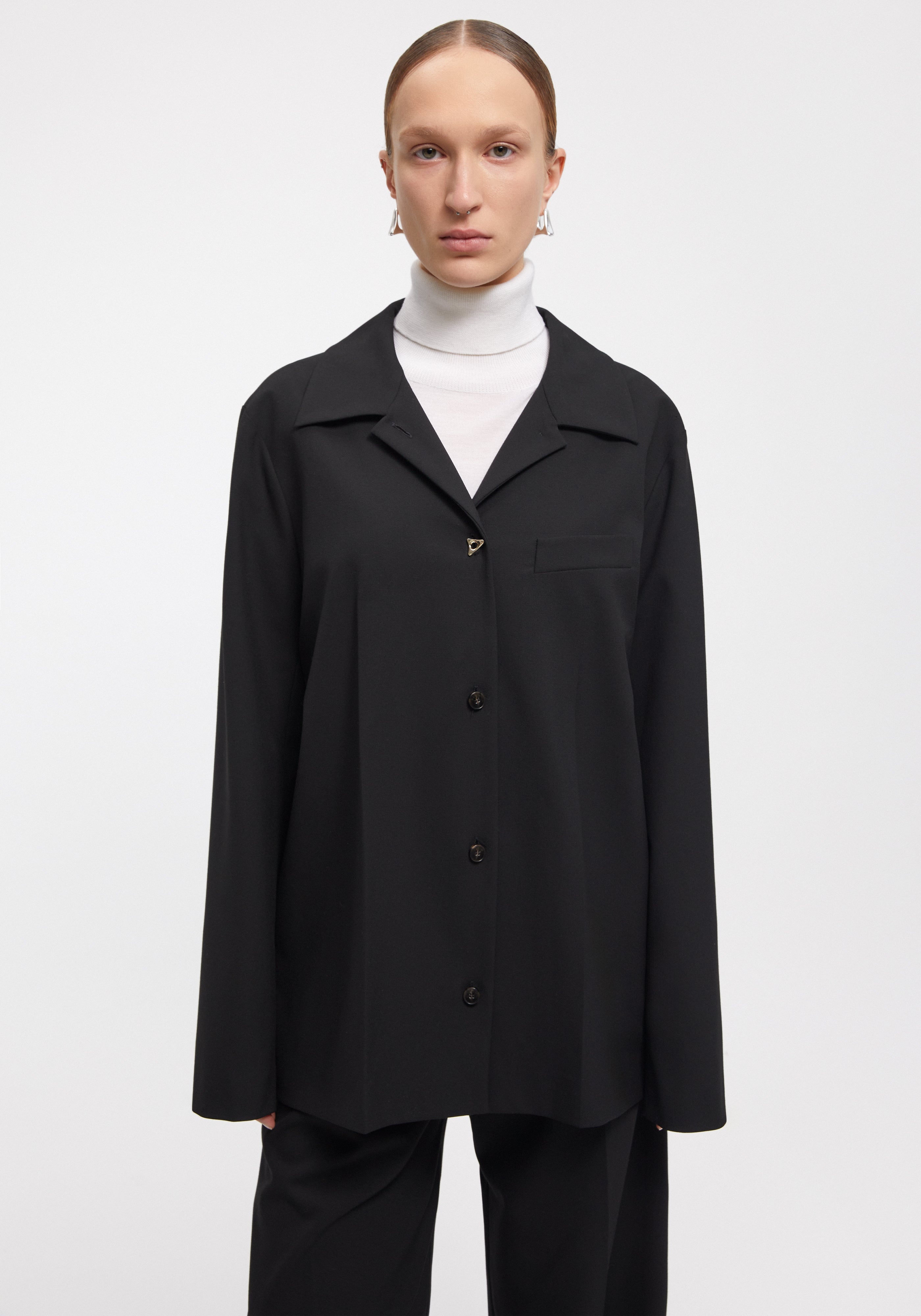 FREYJA
Tailored shirt blazer - 2