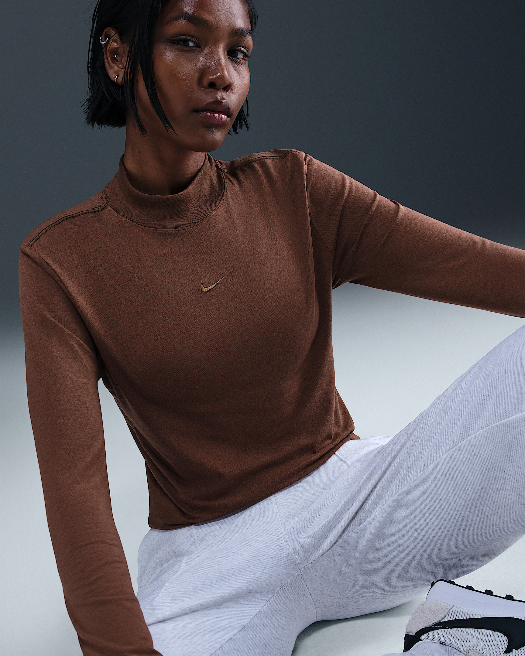 Nike Sportswear Chill Knit Women's Slim Long-Sleeve Mock-Neck T-Shirt - 3