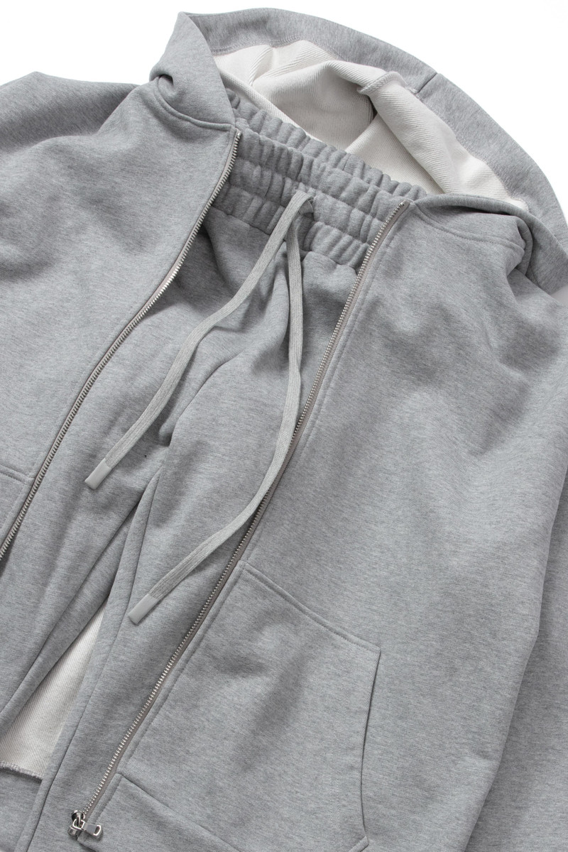 WHO DECIDES WAR MULTI SWEATS outlook