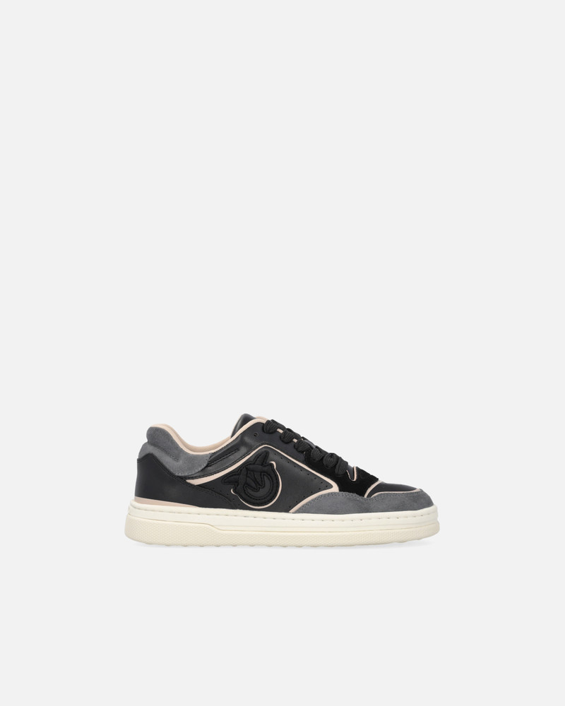 FLAT LEATHER SNEAKERS WITH EMBROIDERED LOGO 1