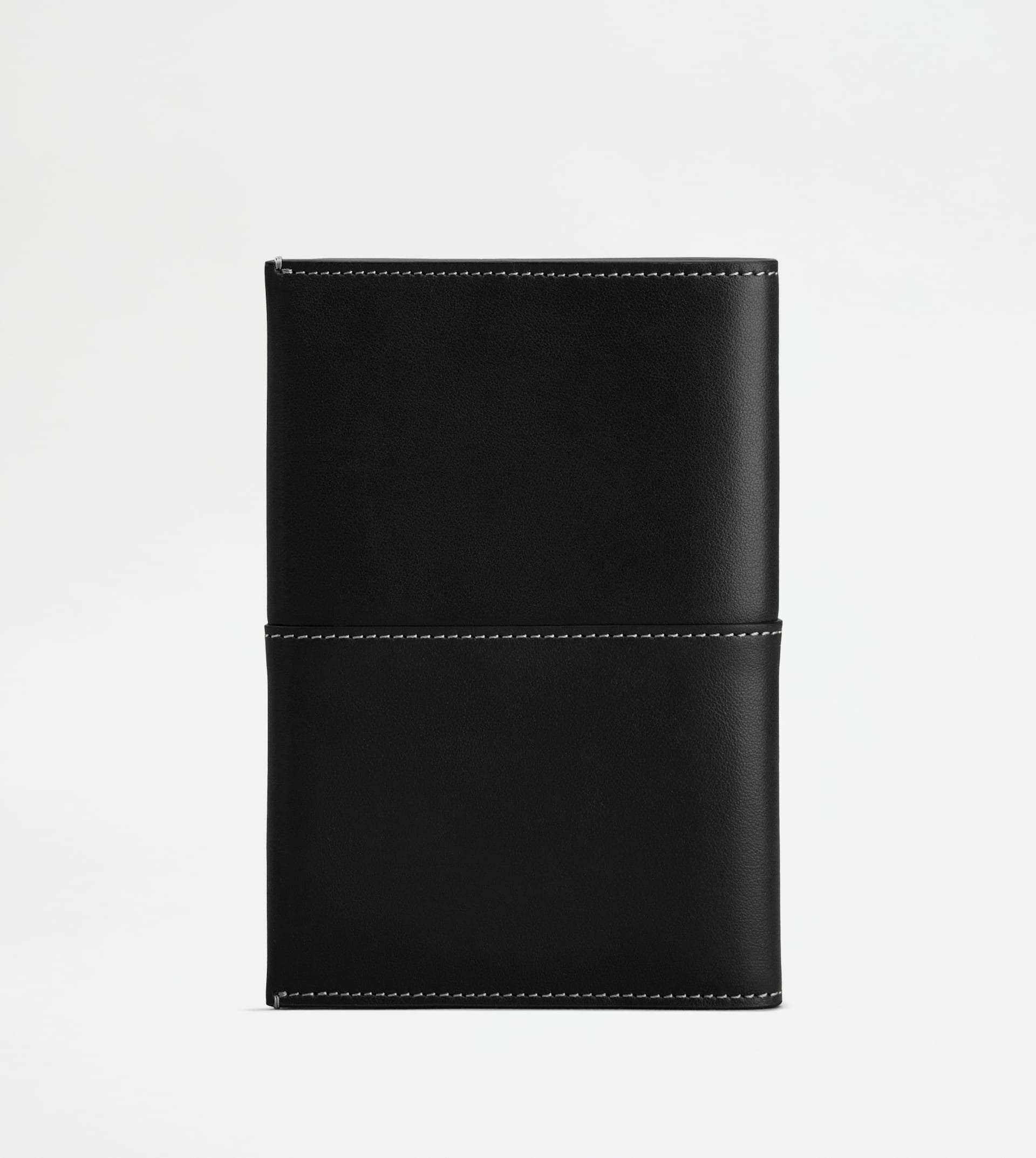 PASSPORT HOLDER IN LEATHER - BLACK - 2