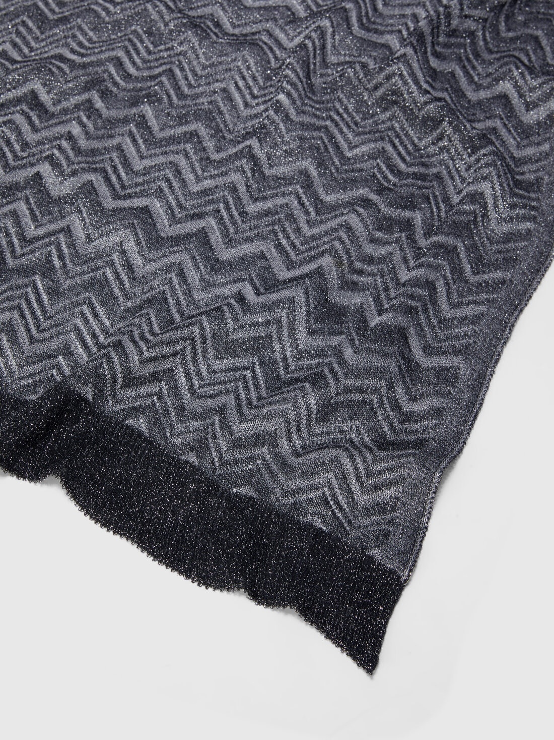 Zig zag viscose blend scarf - 2