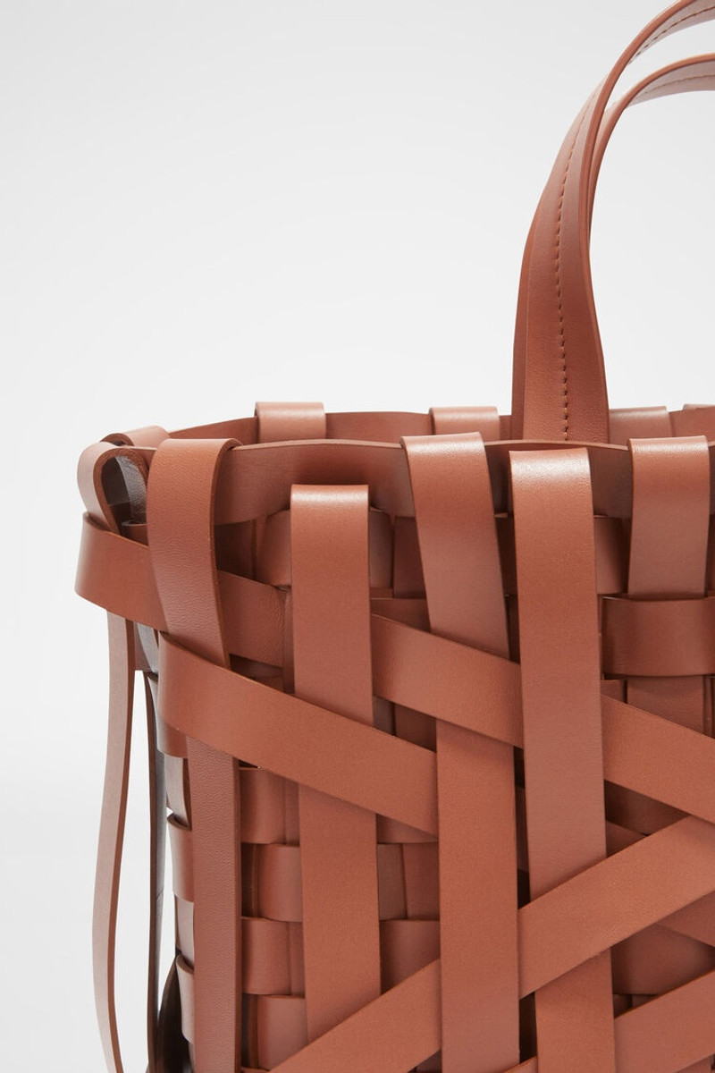 Jil Sander Woven Tote Medium outlook