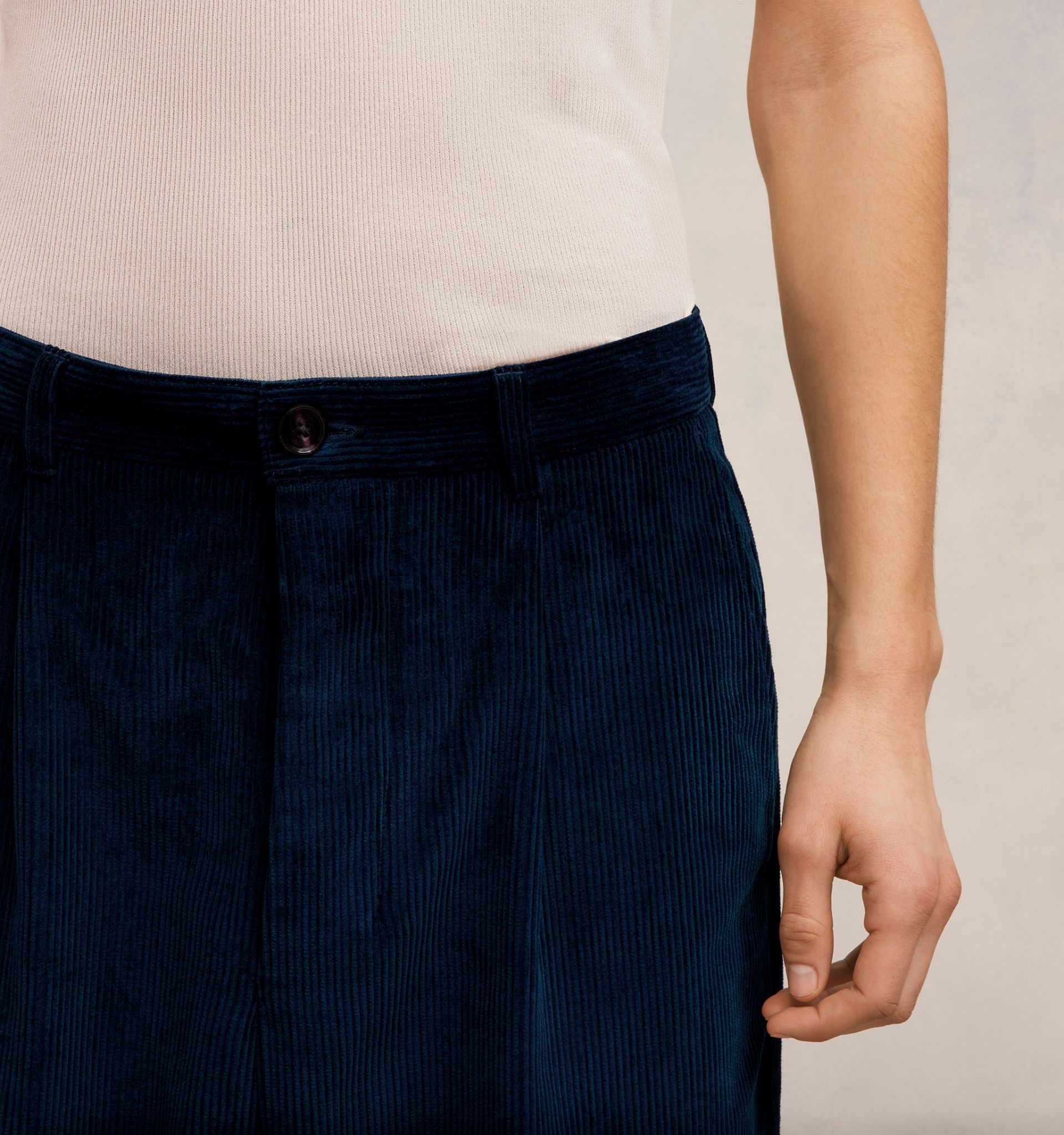Carrot Oversized Trousers - 7