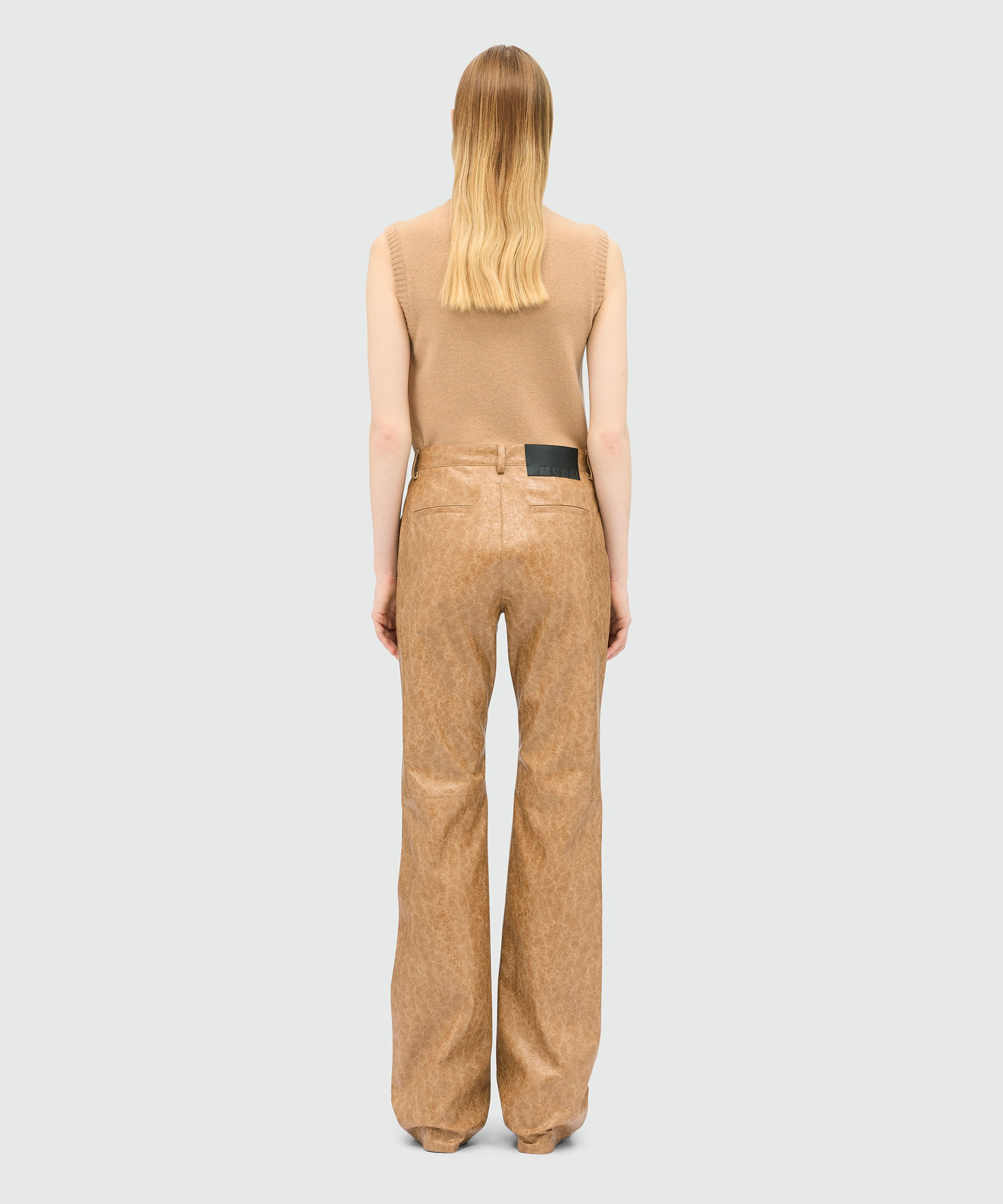 Beige crackled faux leather flared trousers - 3