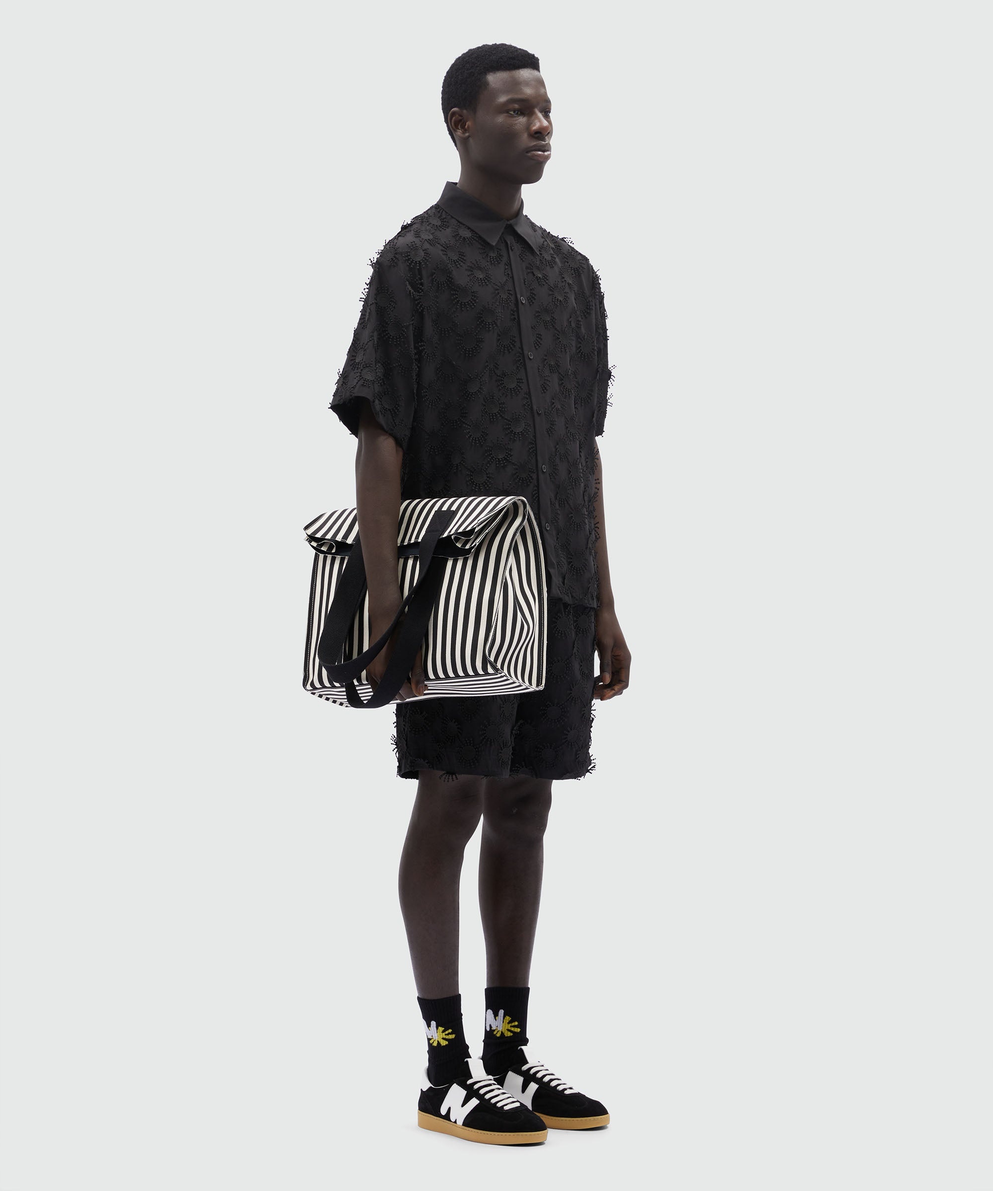 Bermuda shorts in black poplin with embroidery - 4