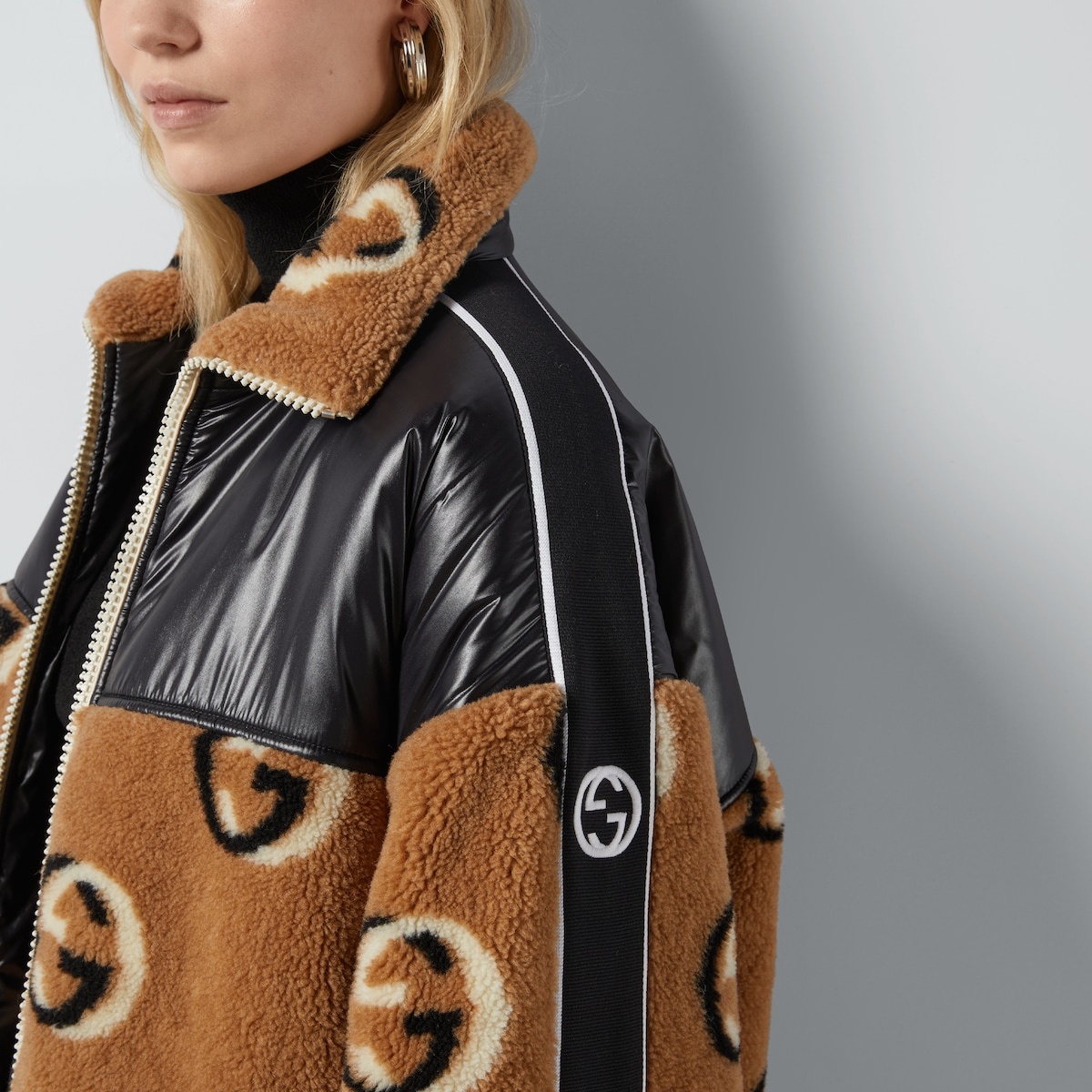 GUCCI ウール混 フリース ジップ ジャケット 楽天市場】GUCCI (グッチ) ウール混 フルジップ ボンバー