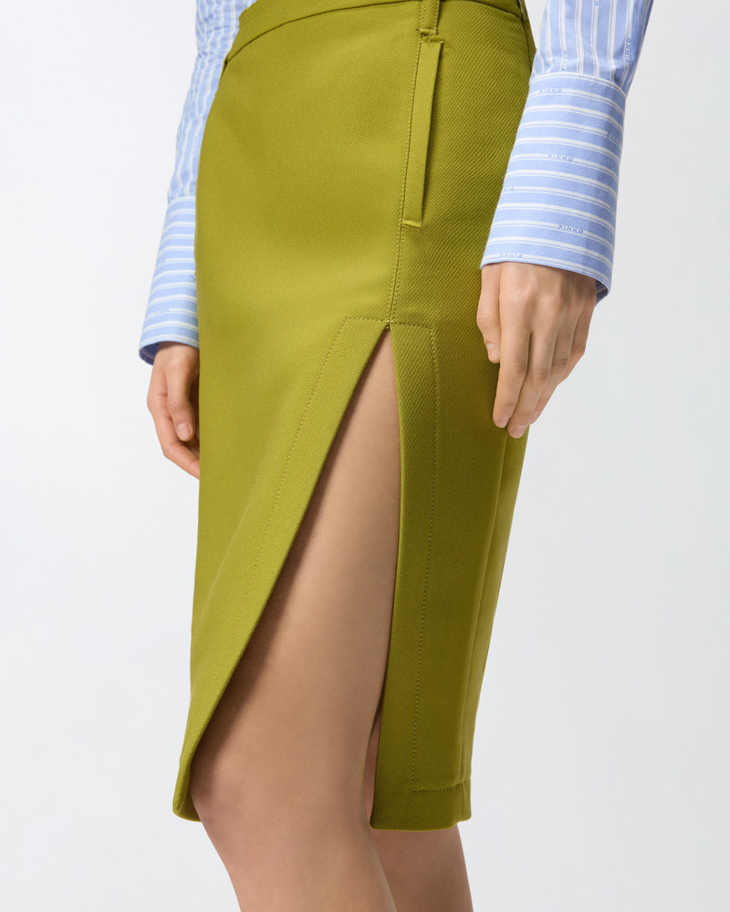 SLIM-FITTING CALF-LENGTH SKIRT WITH SLIT 6