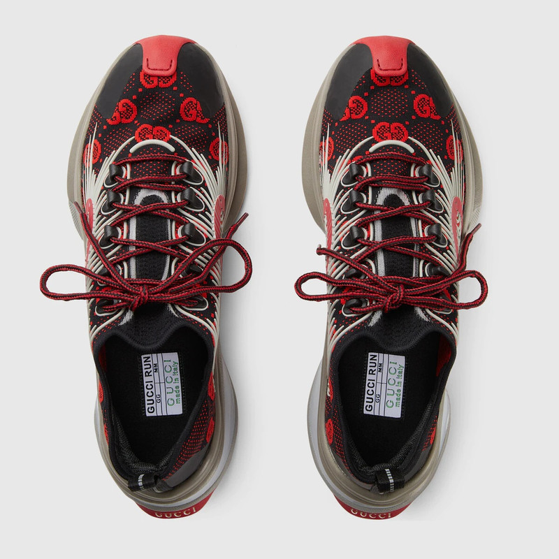 GUCCI Men's Gucci Run sneaker outlook