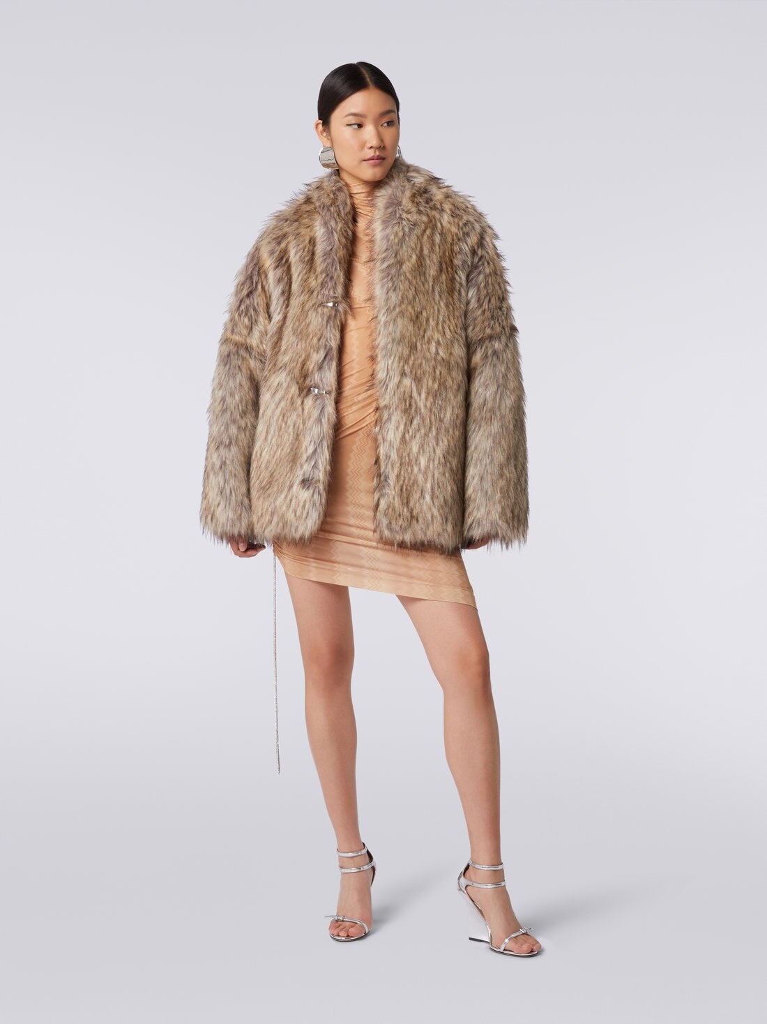 Short faux fur coat - 2