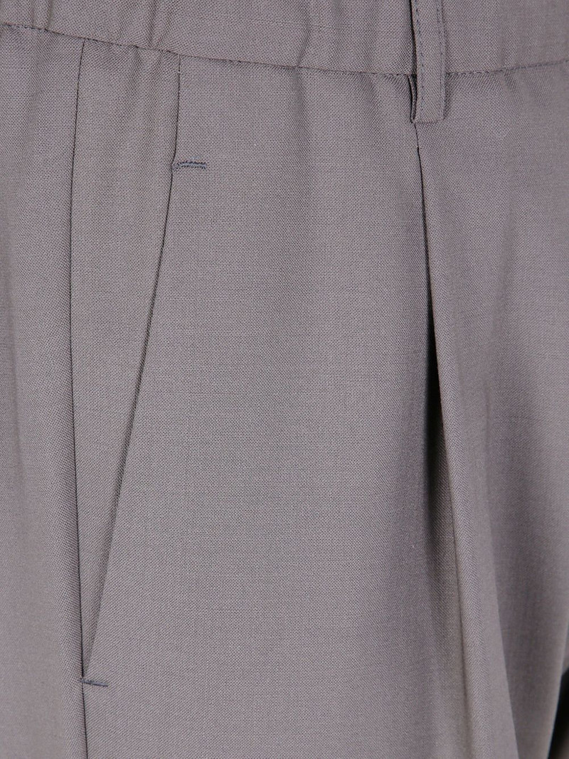 pleated back-pocket trousers 3