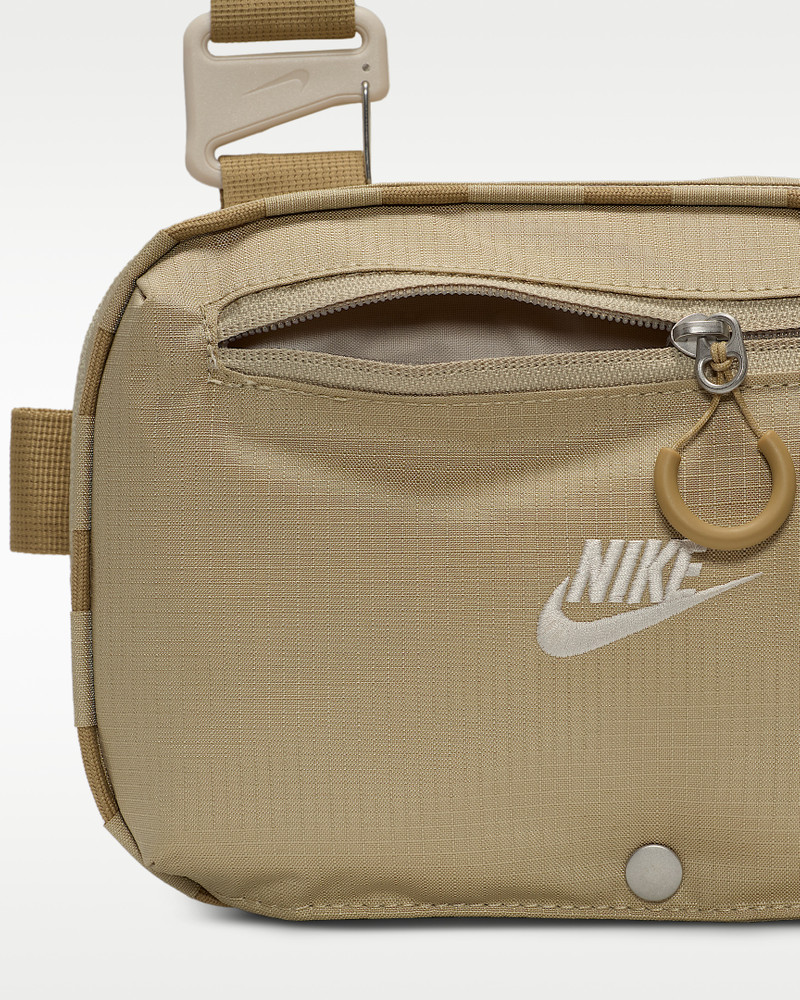 Nike Hayward Patrol Crossbody Bag (4L) 5