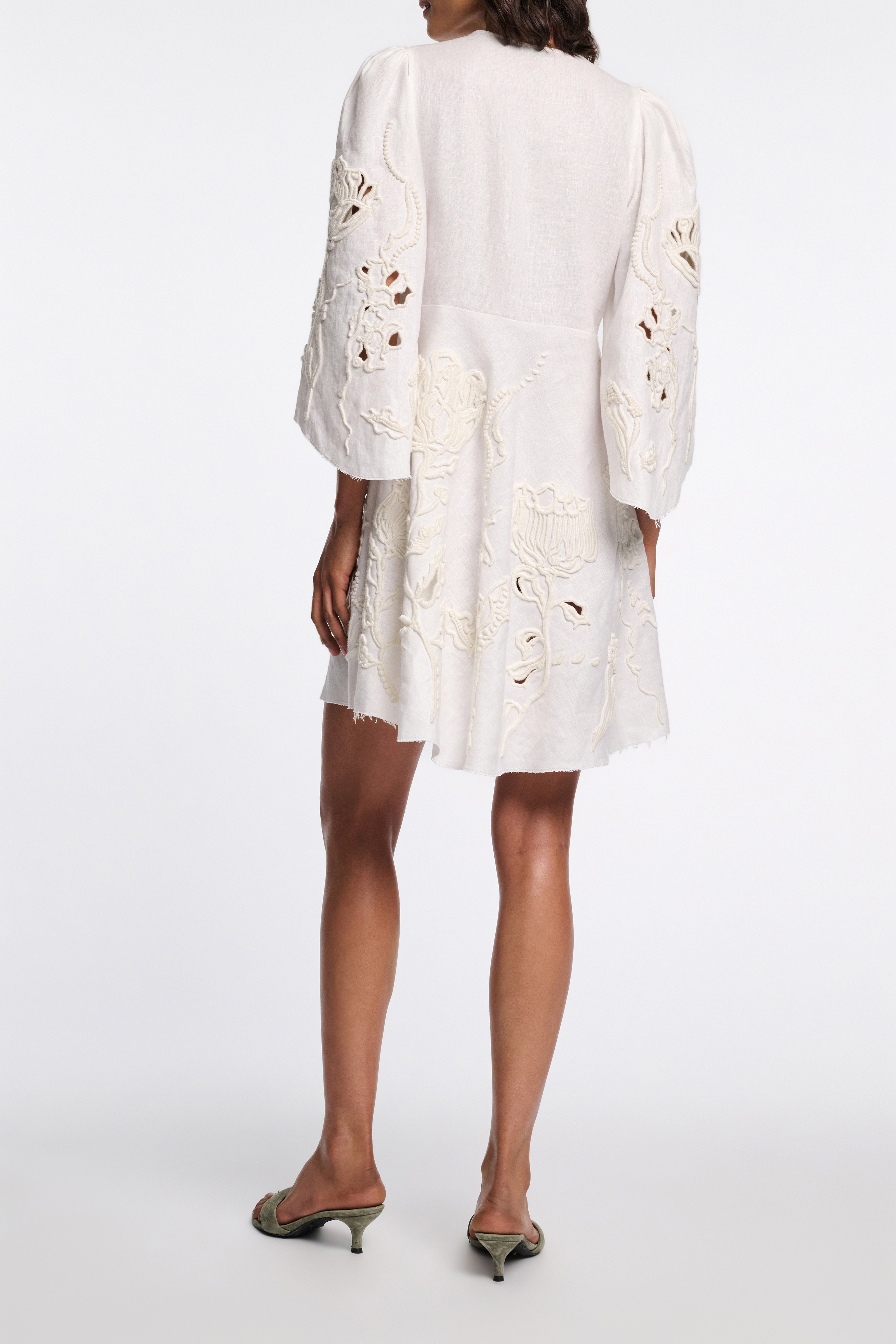 EMBROIDERED BEAUTY dress - 4