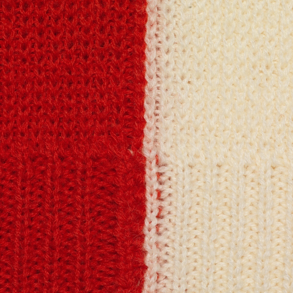 Chunky wool belt sweater - 5