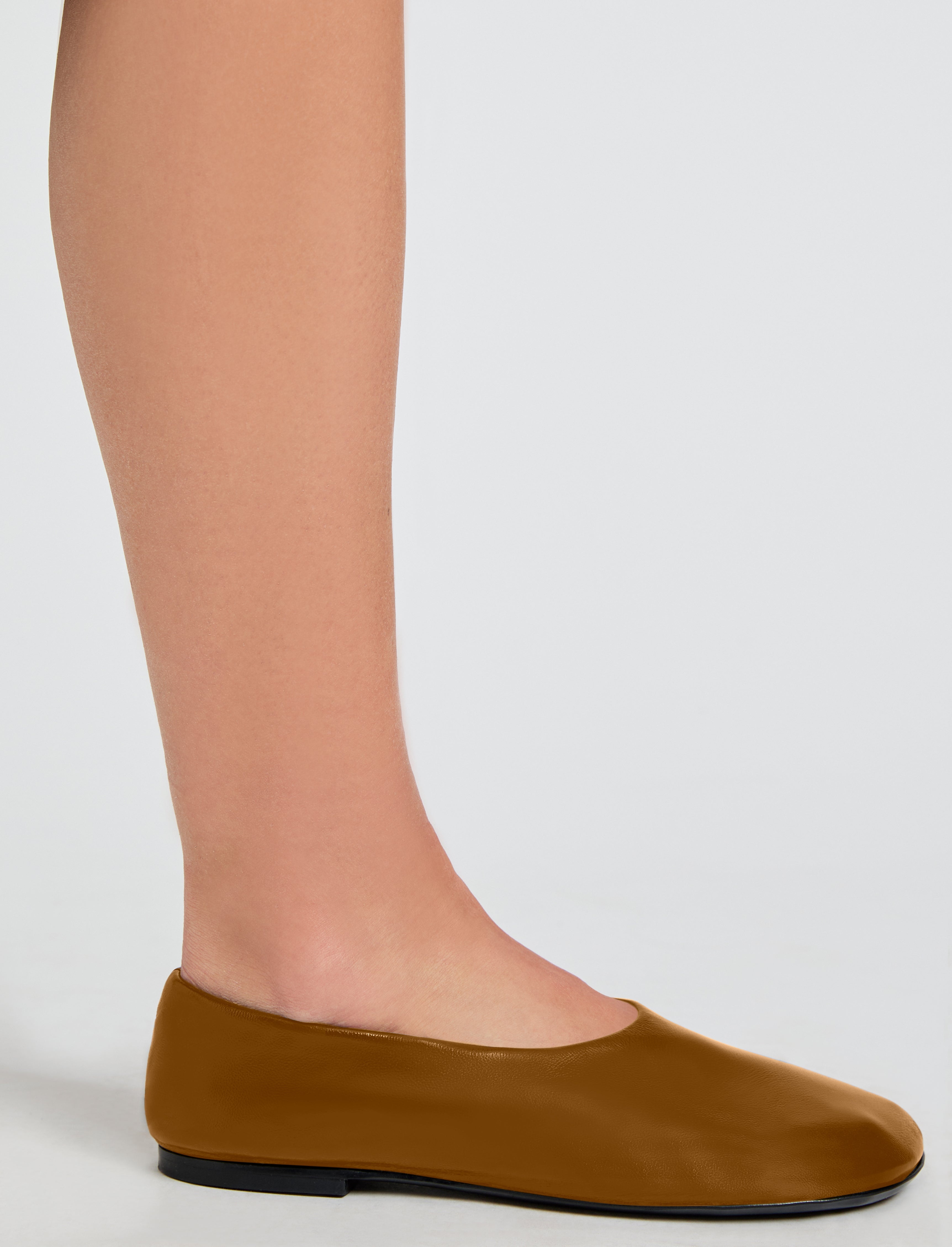 Glove Slippers in Slick Nappa - 5