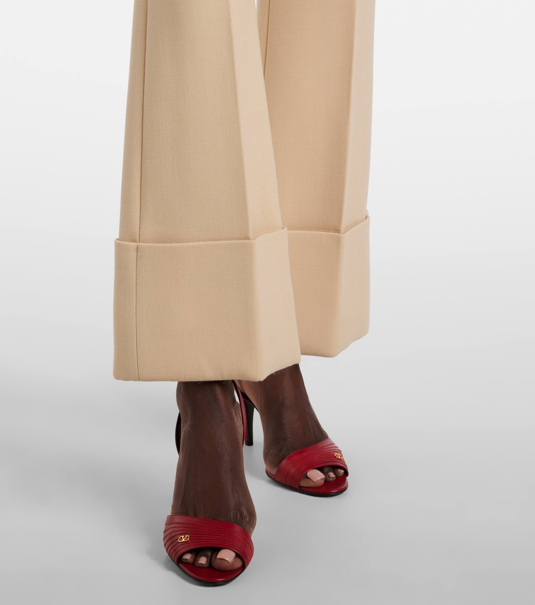 Virgin wool crêpe flared pants - 5