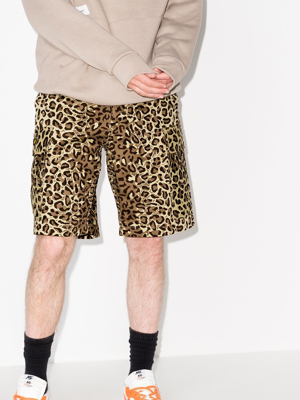 Jungle 01 leopard print cargo shorts - 2