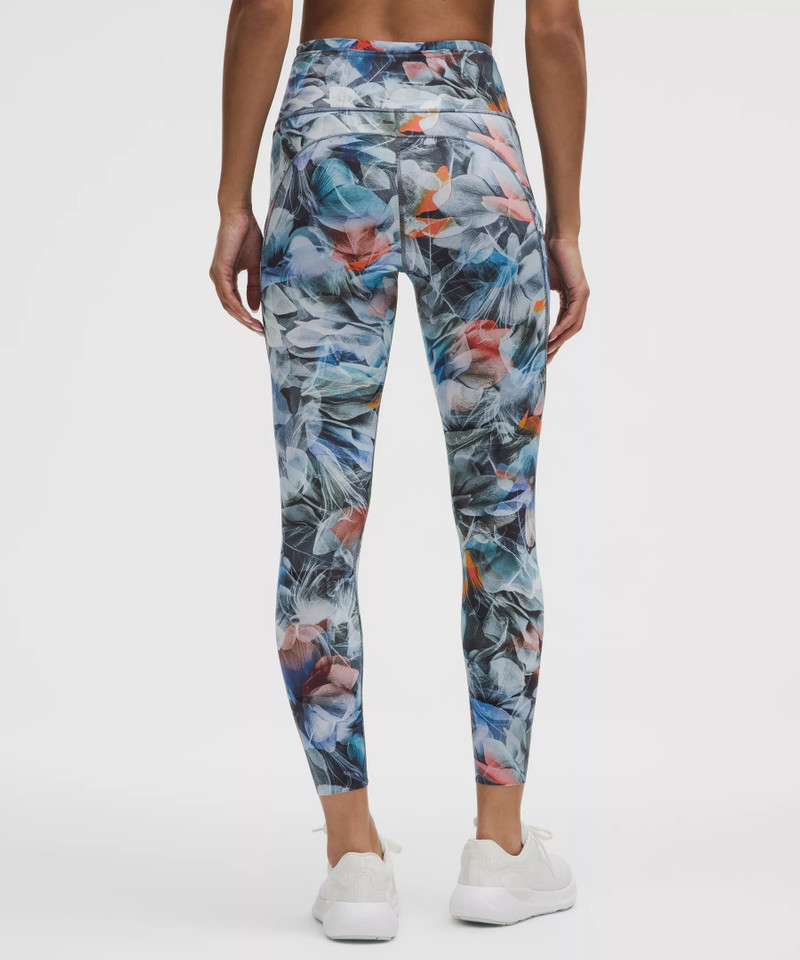 Fast and Free High-Rise Tight 25" *7 Pocket 3