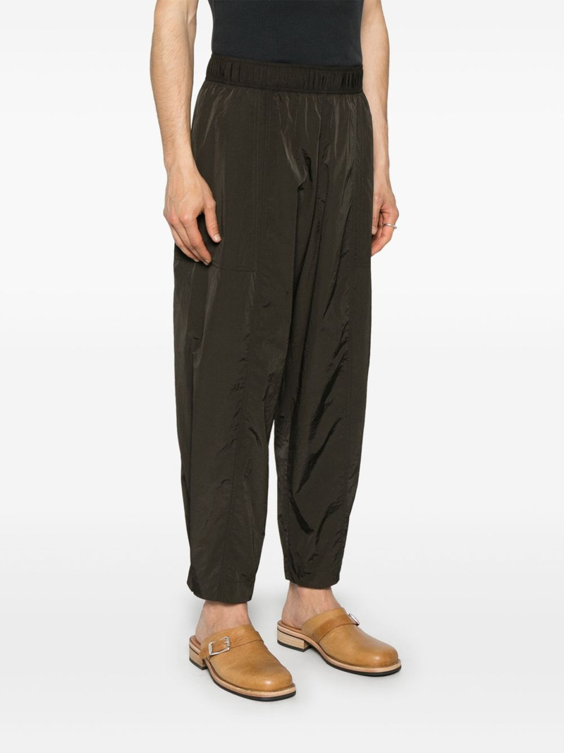 elasticated-waistband tapered trousers 3