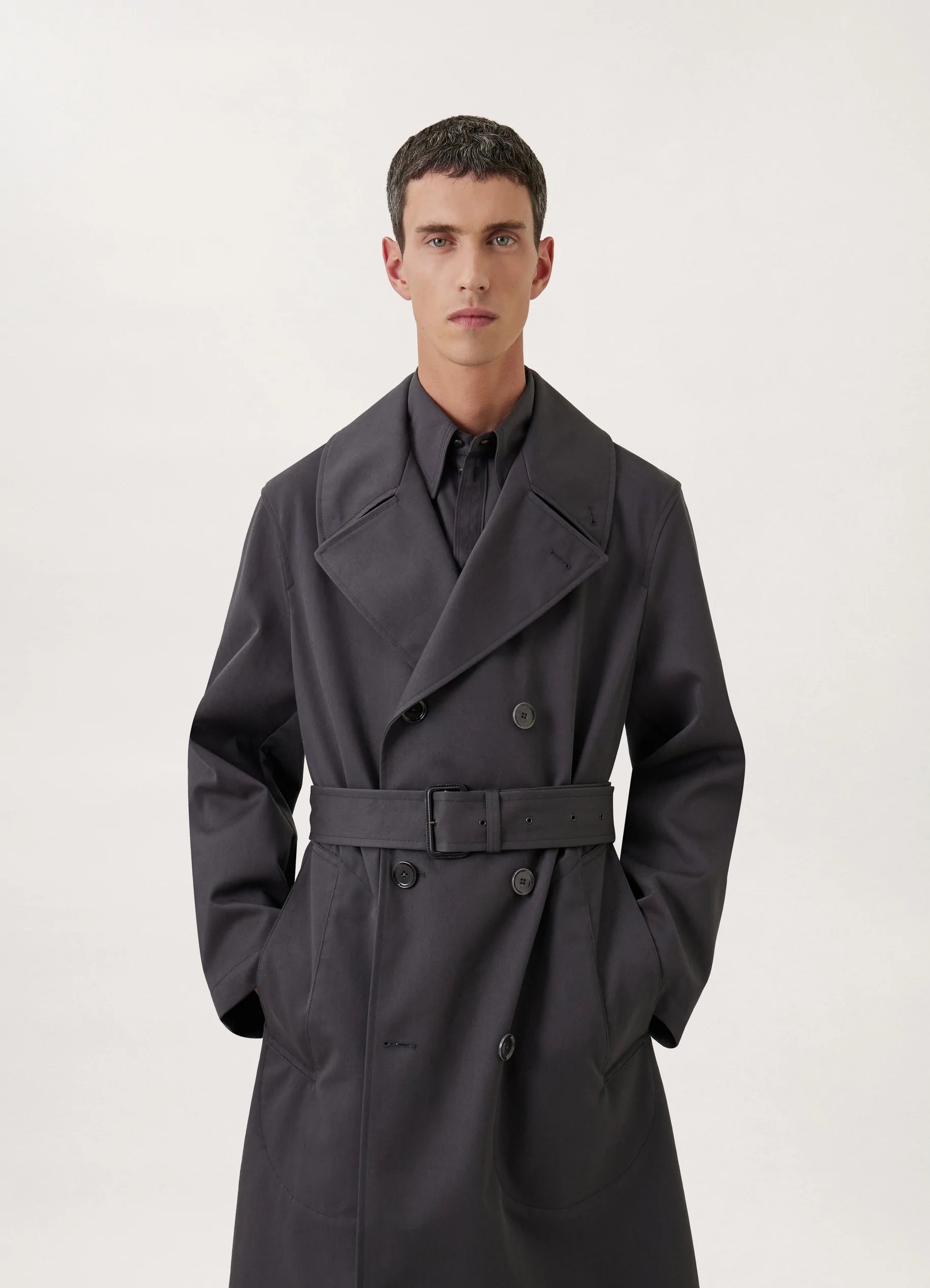 MILITARY DOUBLE BREASTED TRENCH
BONDED COTTON - 11