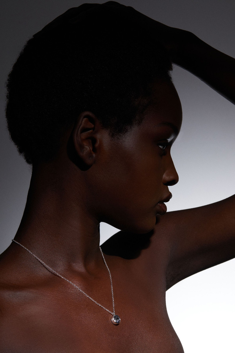 KAREN MILLEN Hand Set European Crystal Solitaire Pendant outlook