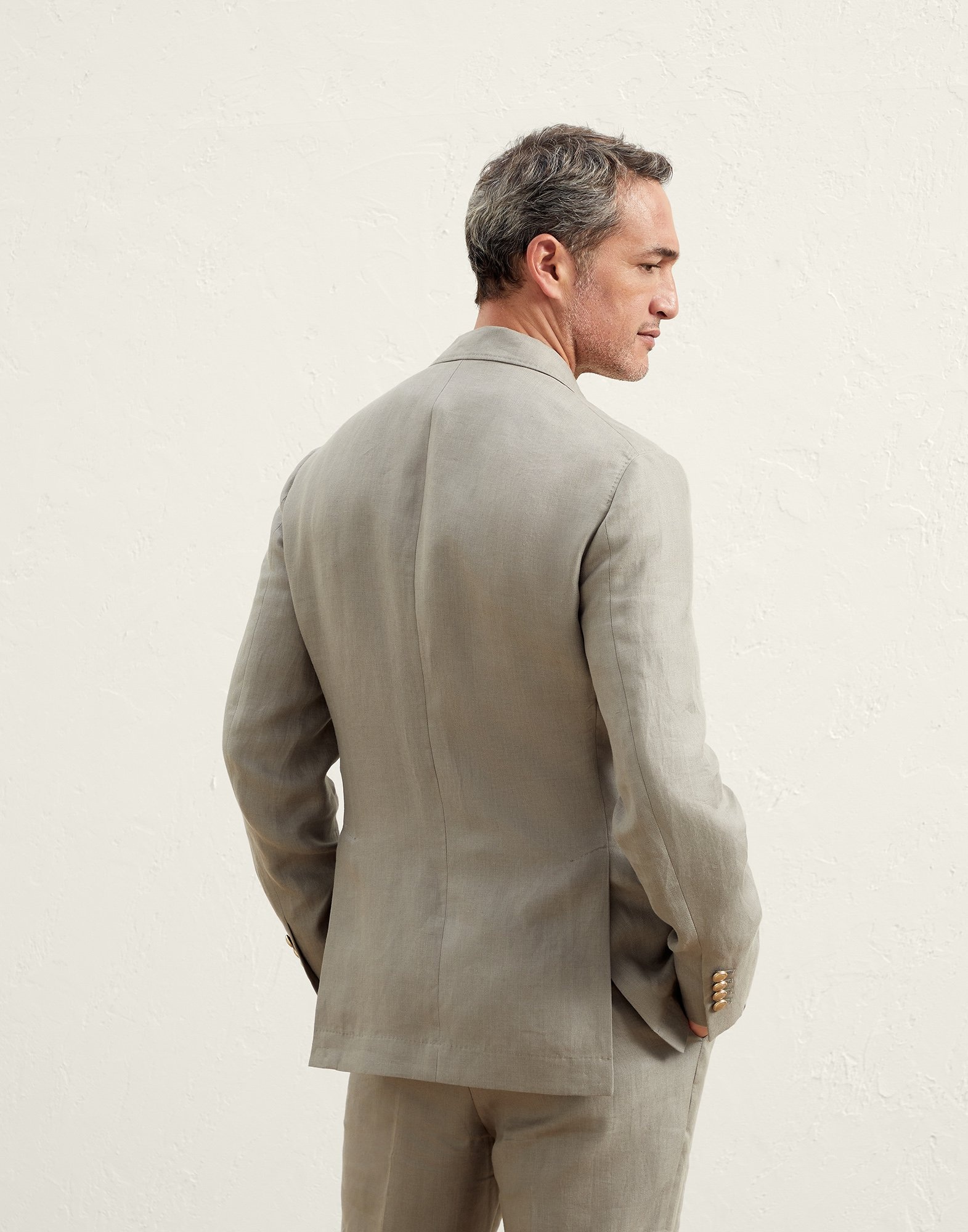 Linen chevron one-and-a-half breasted deconstructed blazer with patch pockets and metal buttons - 2