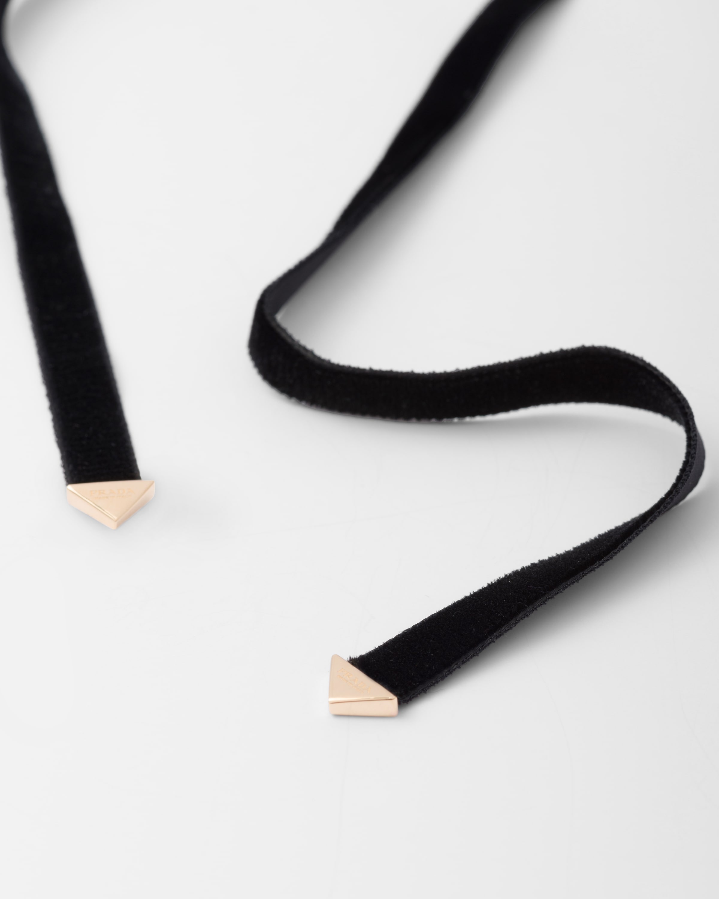 Eternal Gold choker with large pendant in yellow gold - 5