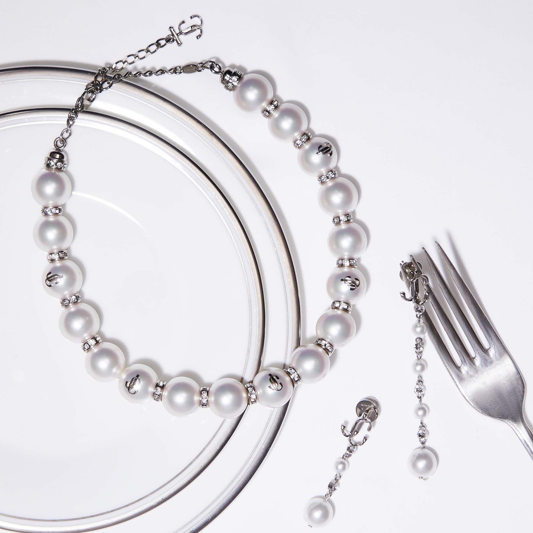 Pearl Crystal Choker
Silver-Finish Metal Choker with Pearls and Crystal - 7